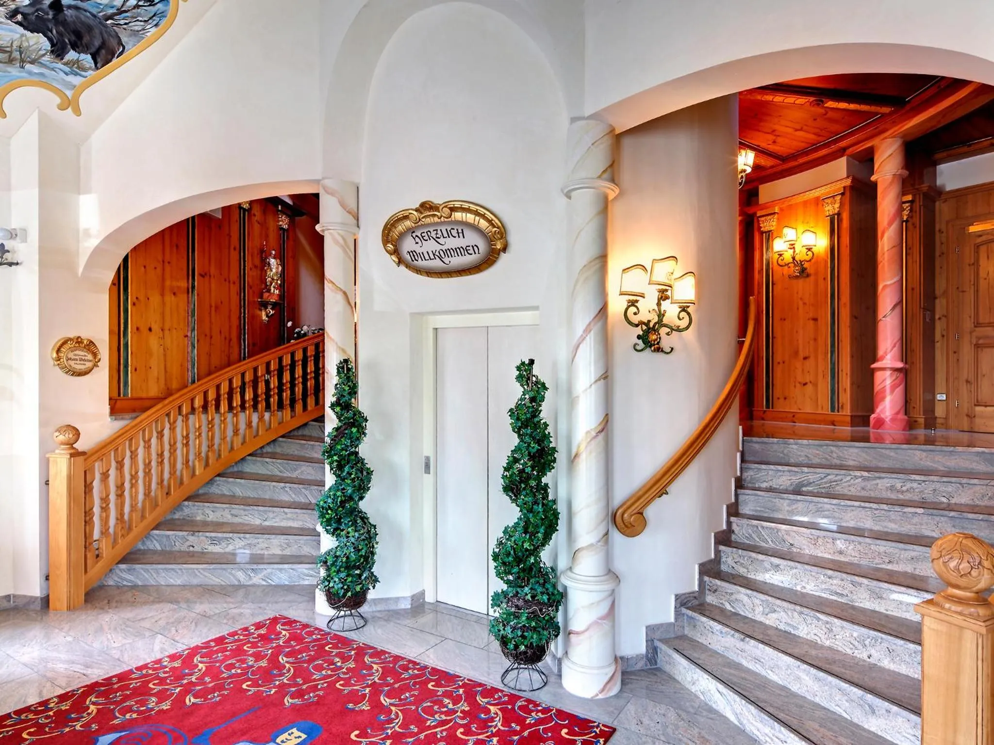 Facade/entrance in Schloss Hotel Holzrichter