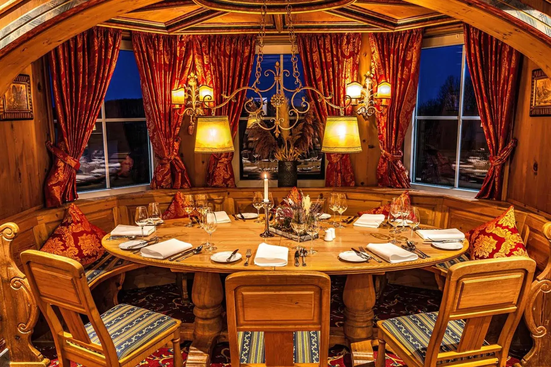 Restaurant/places to eat in Schloss Hotel Holzrichter Restaurant/places to eat in Schloss Hotel Holzrichter