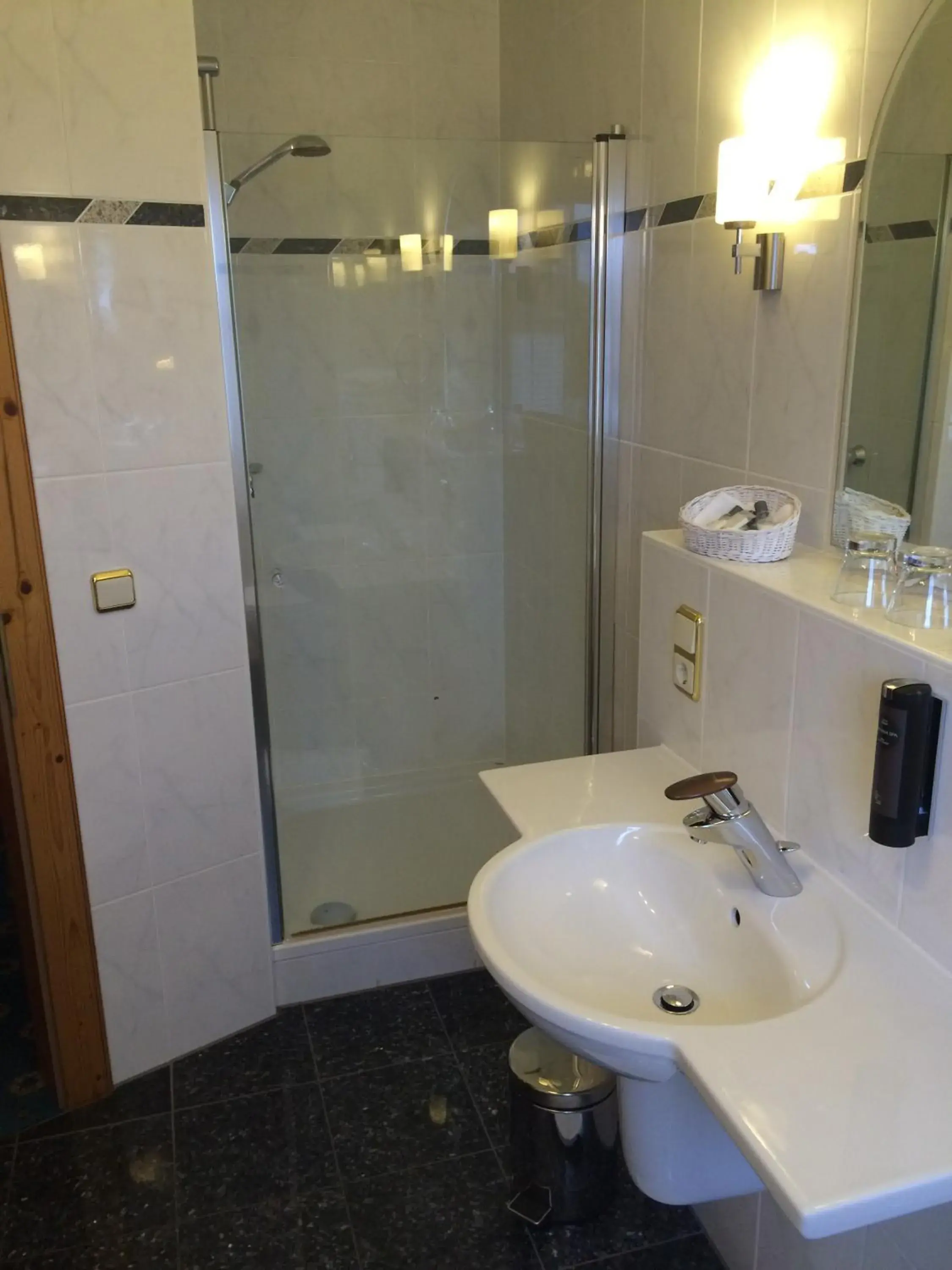 Comfort Double Room with Balcony - single occupancy in Schloss Hotel Holzrichter Comfort Double Room with Balcony - single occupancy in Schloss Hotel Holzrichter