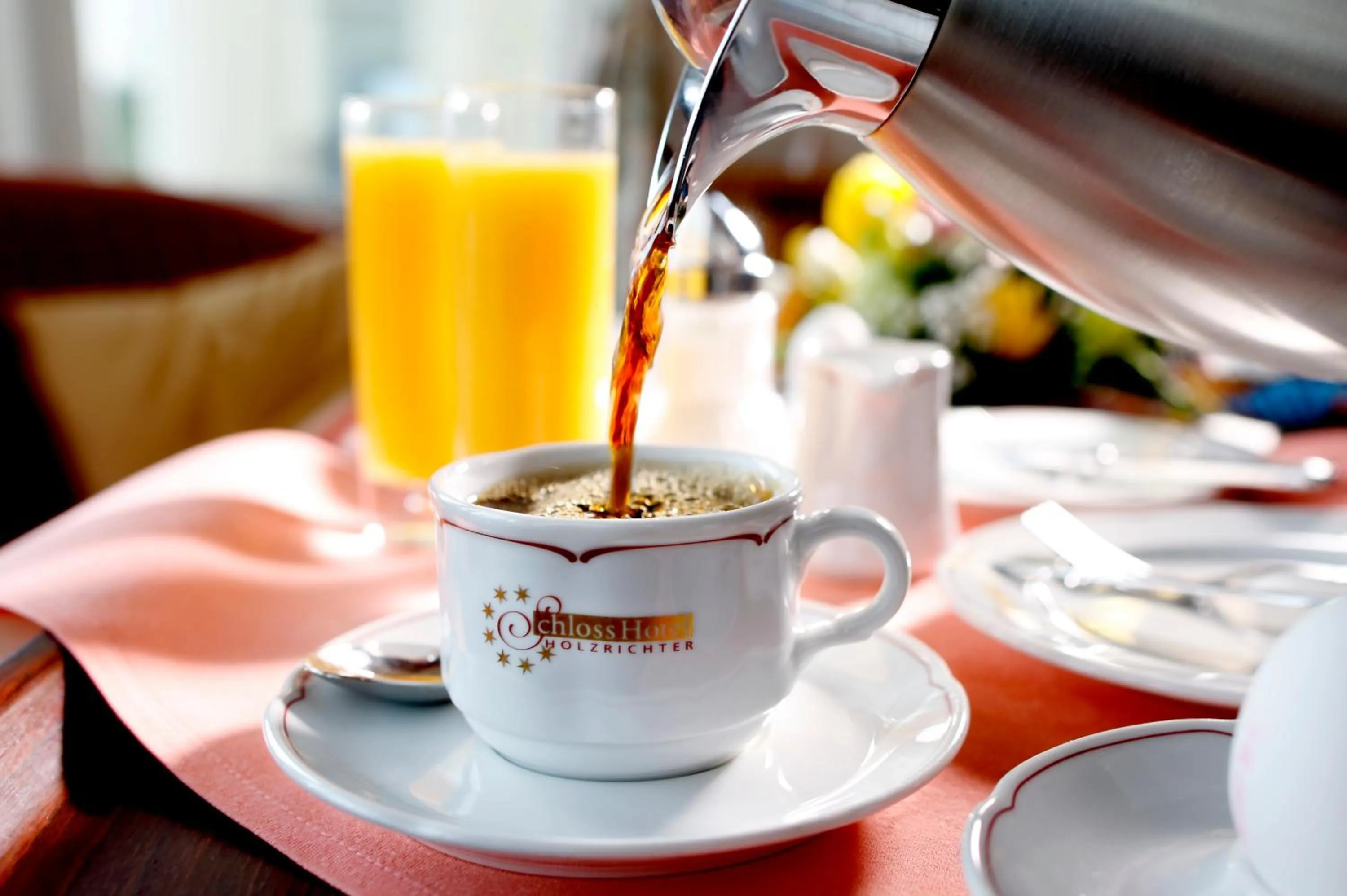 Restaurant/places to eat in Schloss Hotel Holzrichter