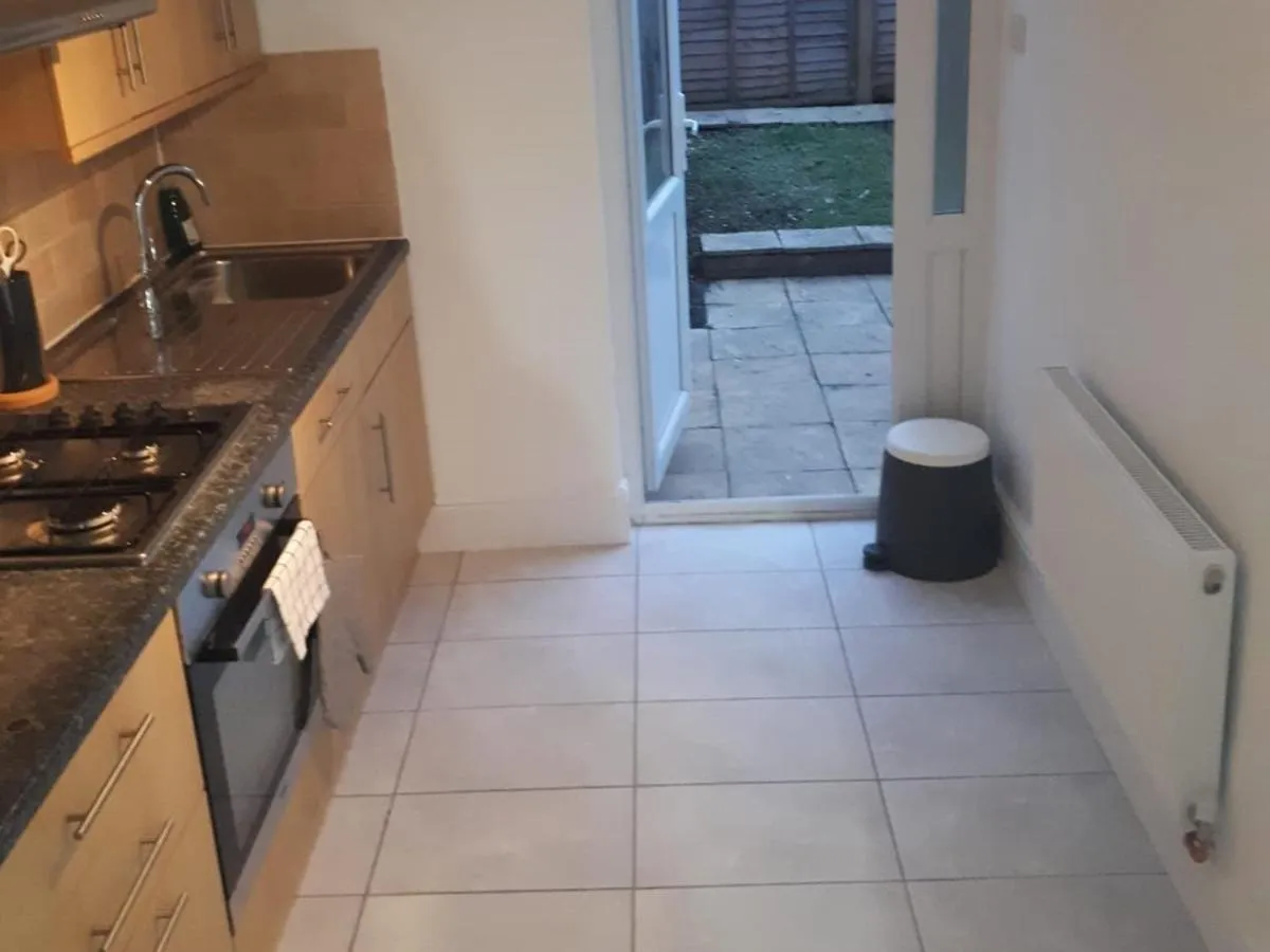 Dining area in Marble Apartments Broadway Two