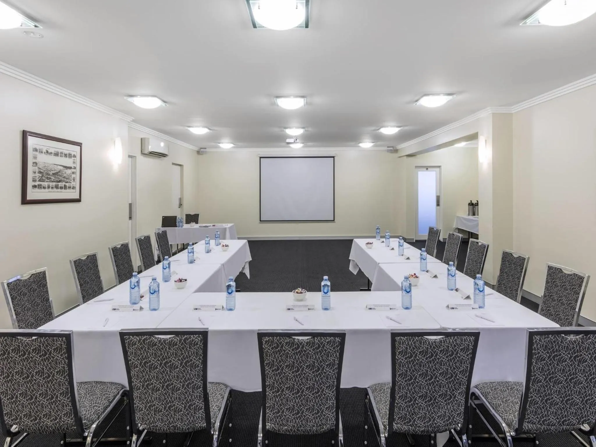 Meeting/conference room in Mercure Wagga Wagga