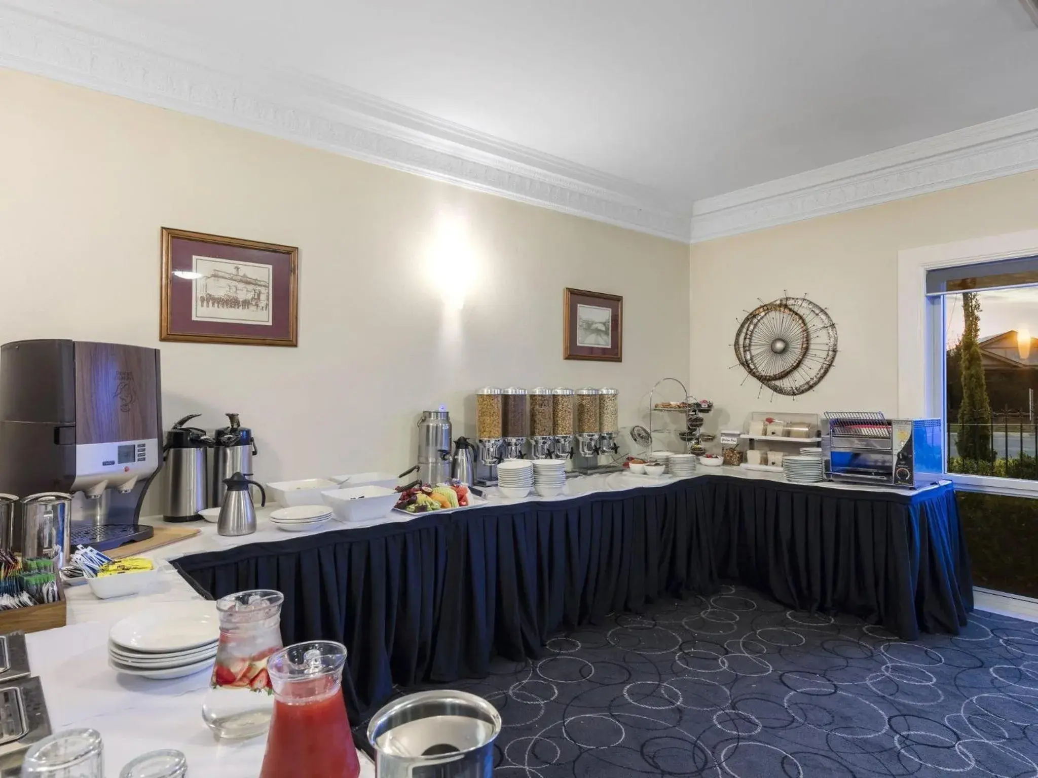 Restaurant/places to eat in Mercure Wagga Wagga Restaurant/places to eat in Mercure Wagga Wagga