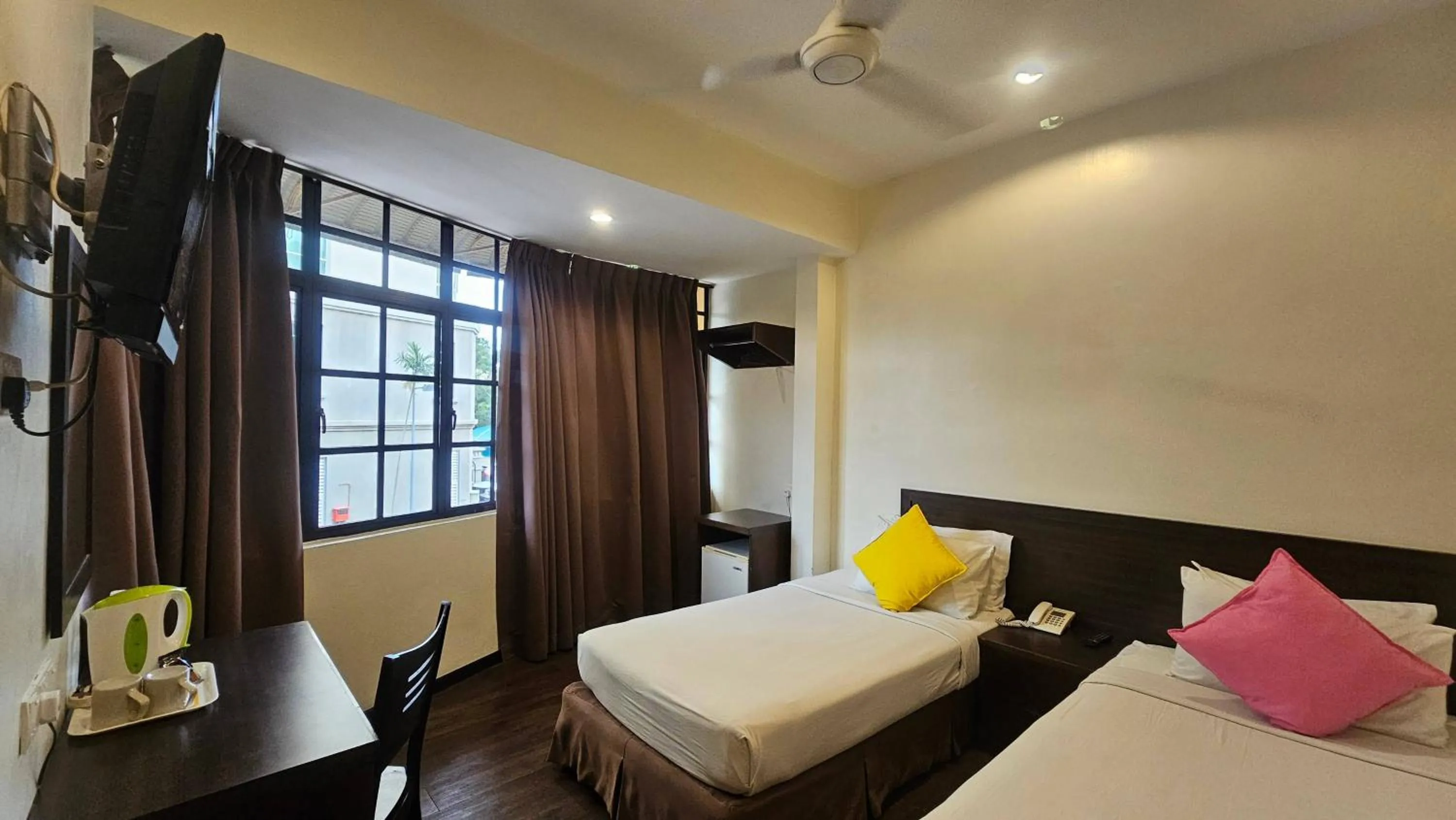 Bedroom, Bed in Hotel 22 Gurney, Penang