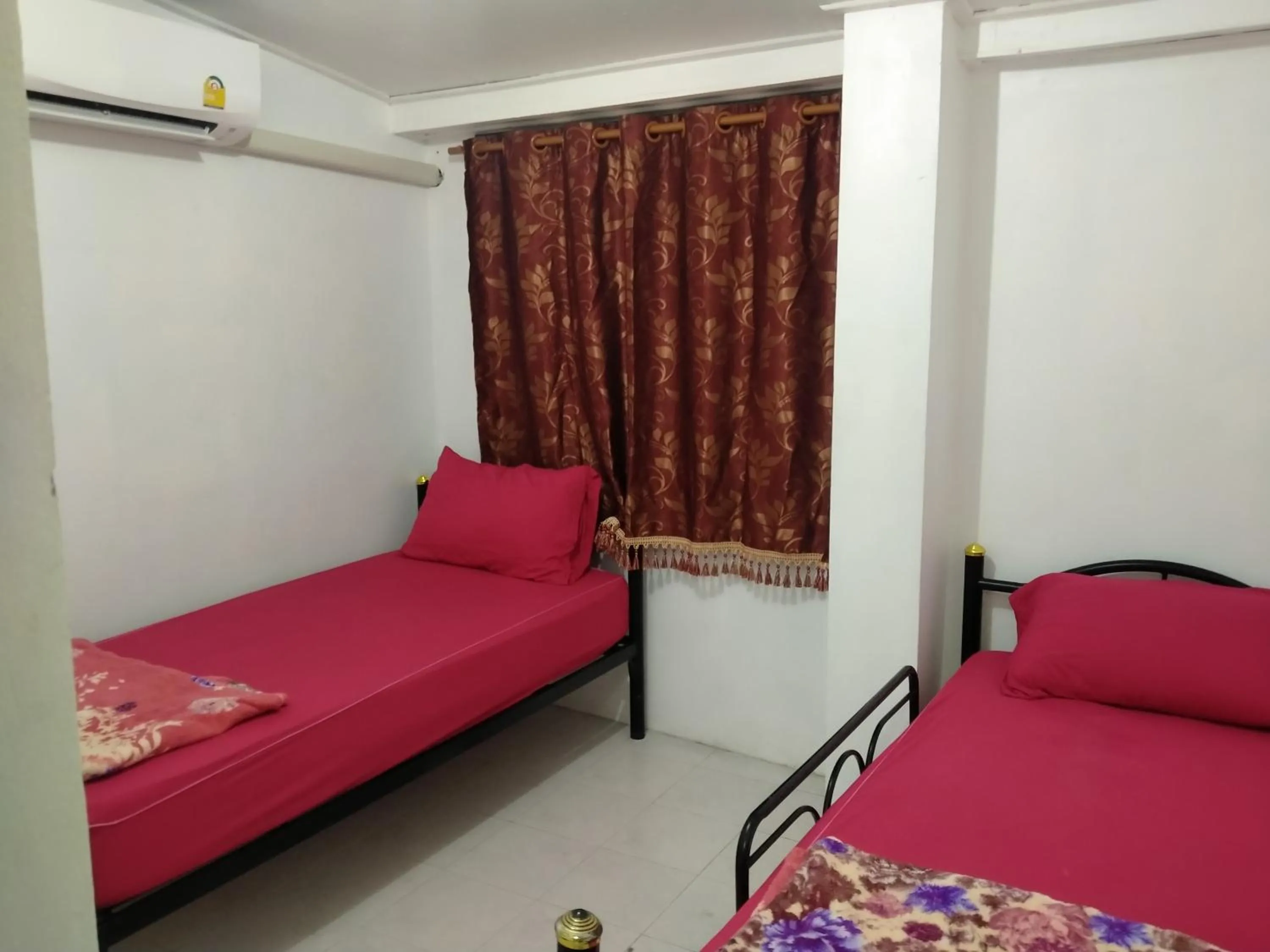 Bed in Seventeen Hostel