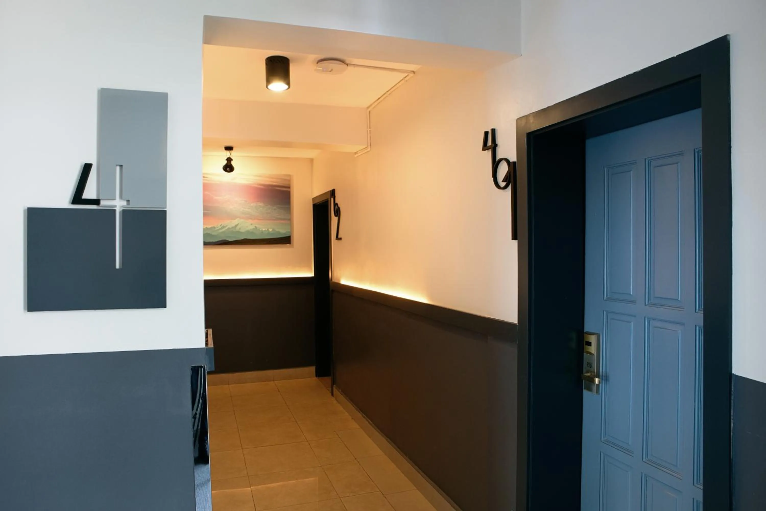 Decorative detail in Kunming Upland International Youth Hostel near the city center ,2 mins walk to the subway, 2 mins walk to the Green Lake, Close to Yuan tong Temple, Old street, Yunnan University, English-speaking service convenient payment and visa cards are accepted