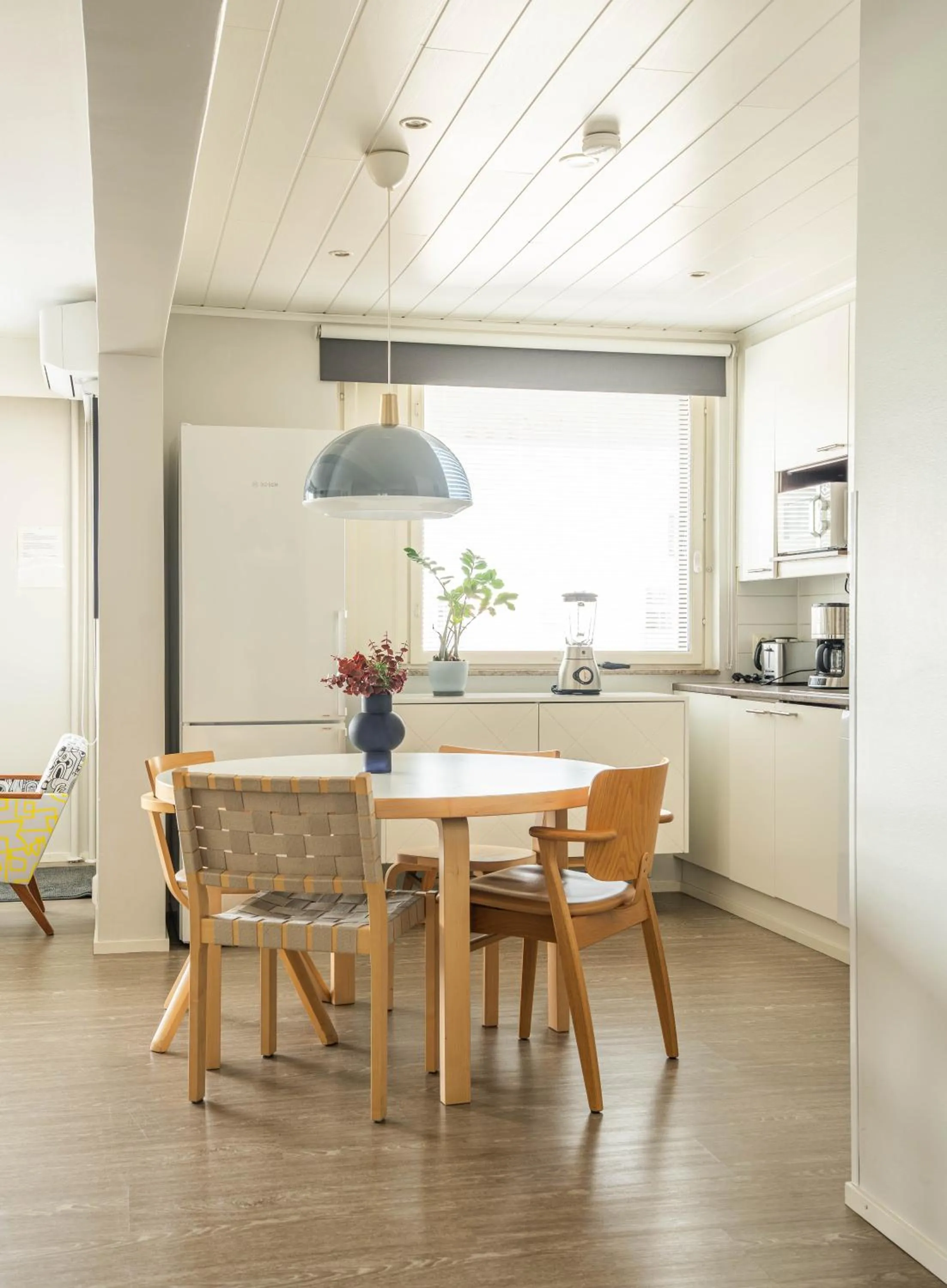 kitchen in The Luxury Downtown Rovaniemi with sauna