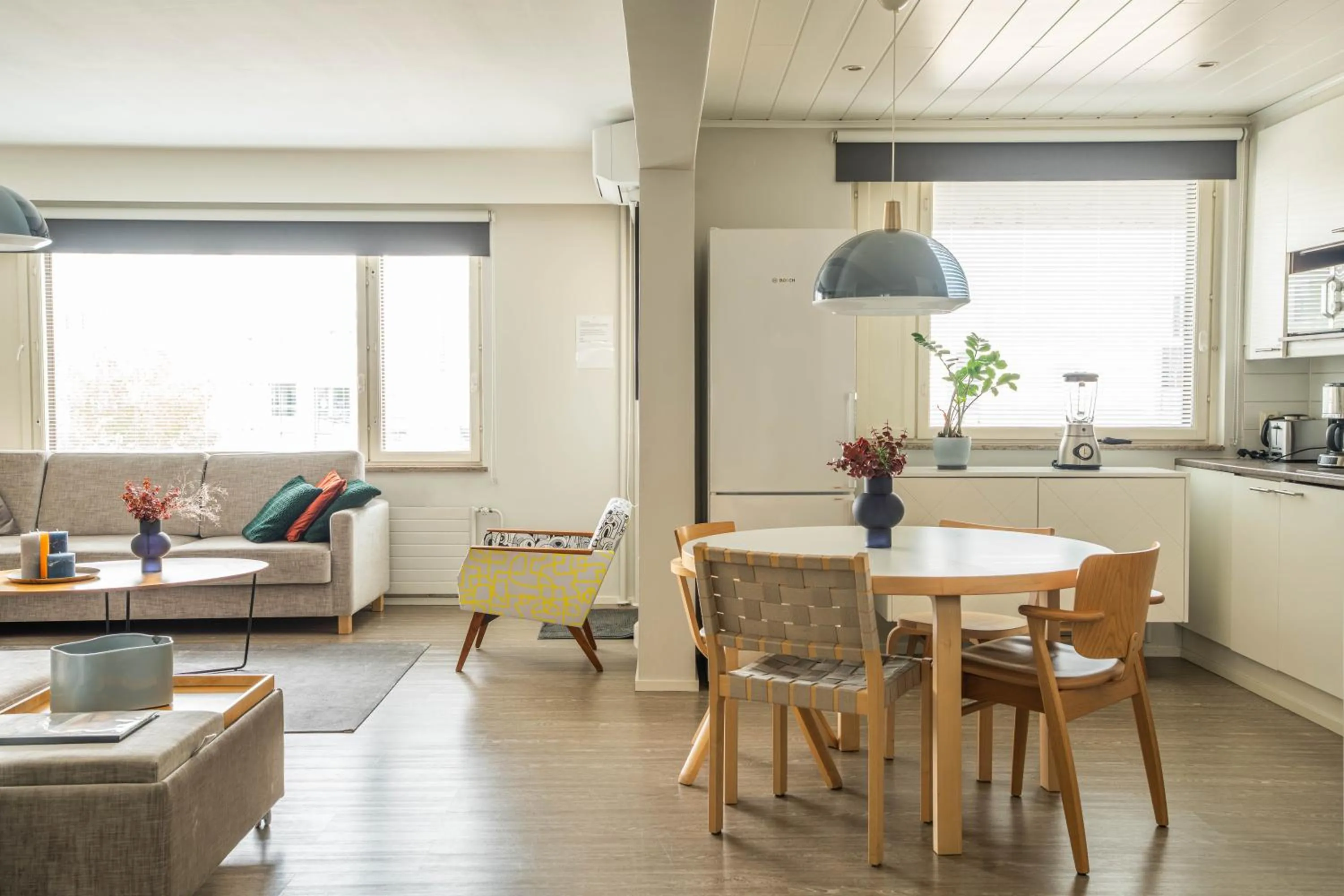 Seating area in The Luxury Downtown Rovaniemi with sauna