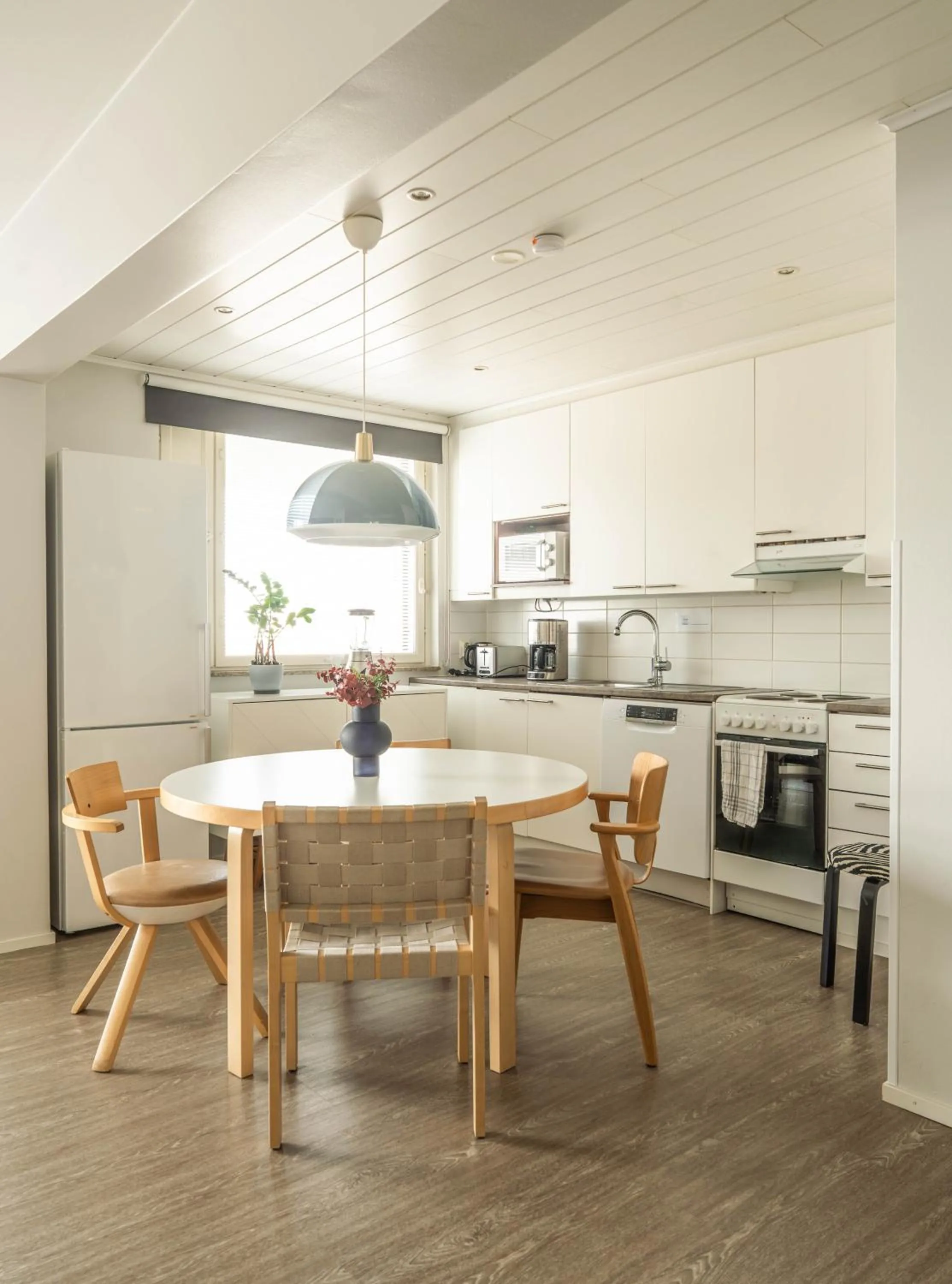 kitchen in The Luxury Downtown Rovaniemi with sauna