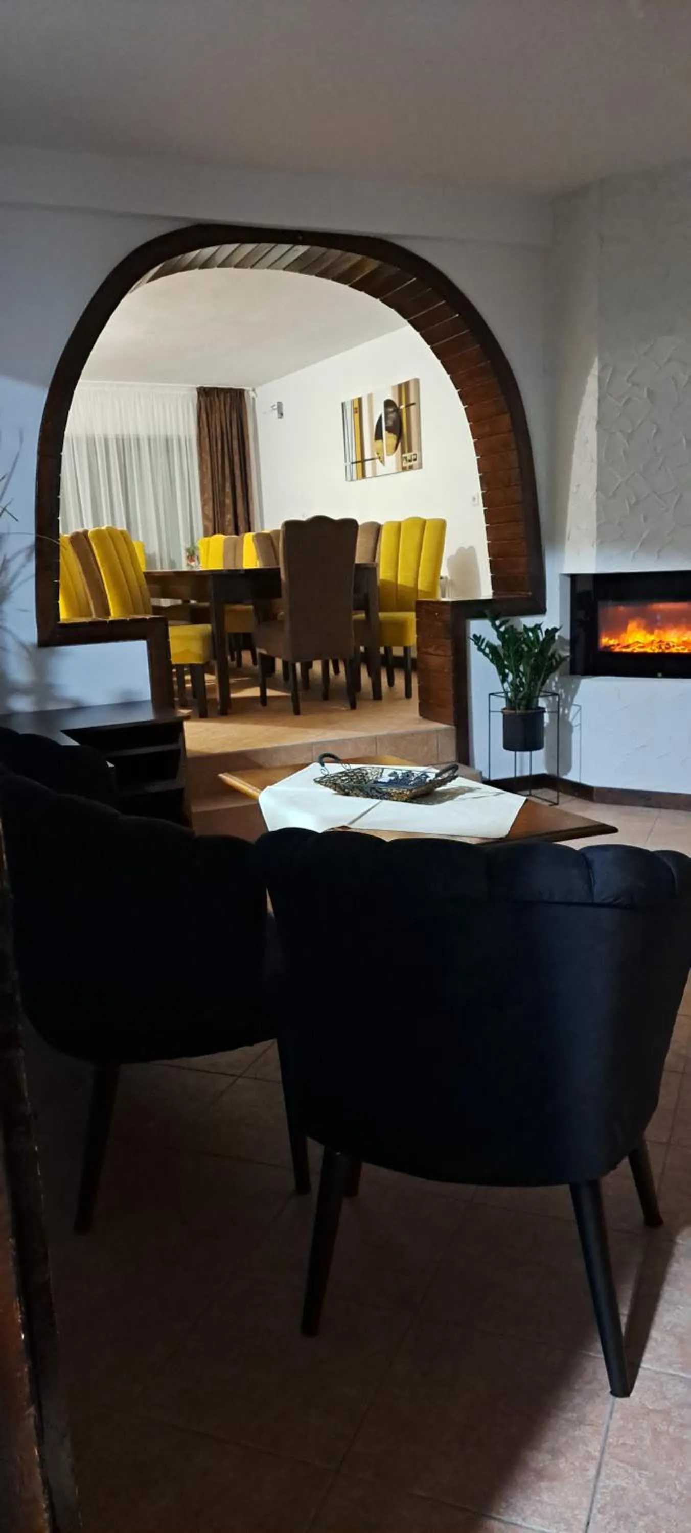 Restaurant/places to eat in Vila Silvana