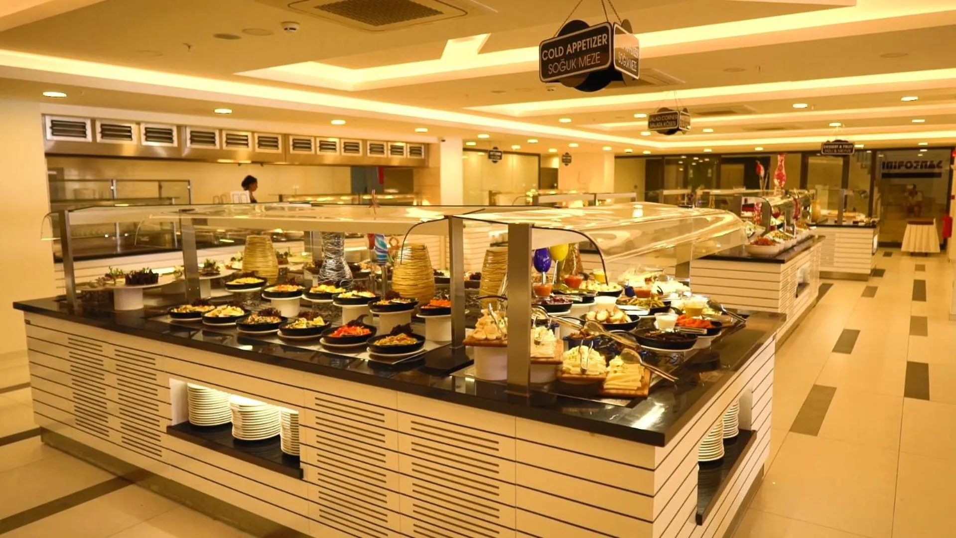 Restaurant/places to eat in INFINITY BY YELKEN AQUAPARK&RESORTS KUŞADASI