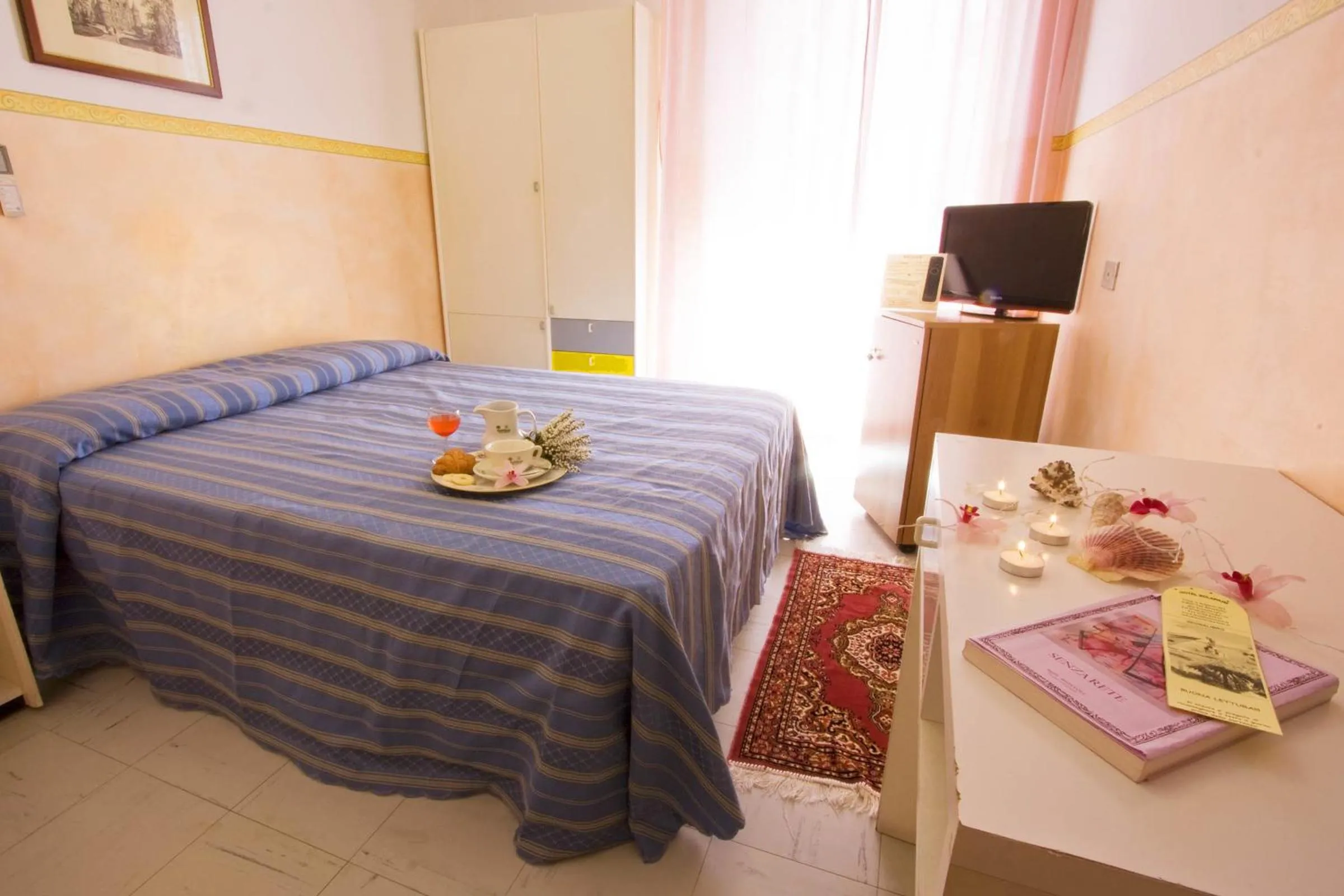 Bed in Hotel Solarium