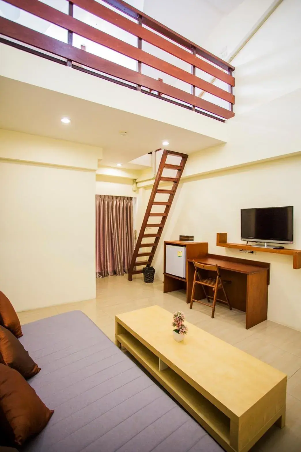 Living room, Seating Area in The Loft Resort Bangkok