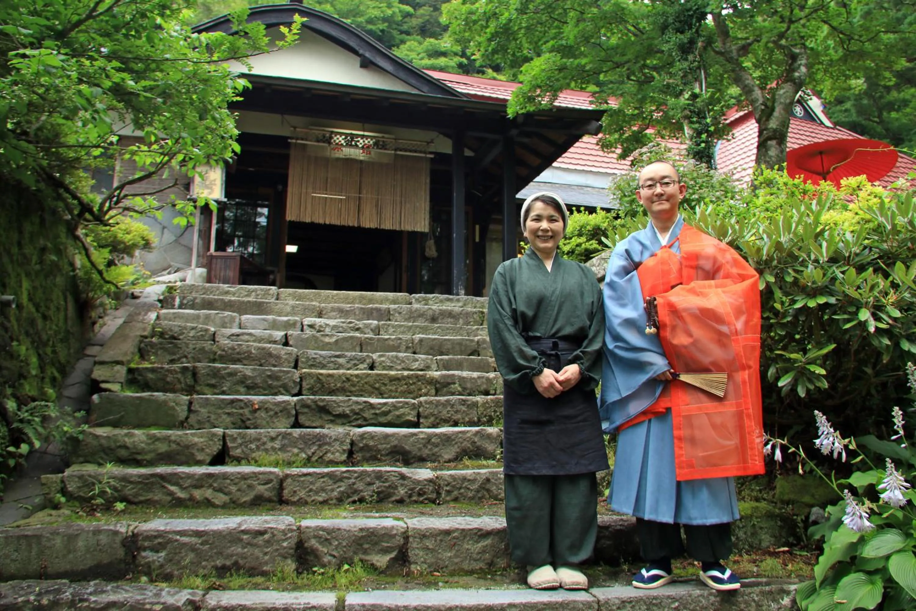 Staff in Shukubo Kansho-in Temple Sanrakuso