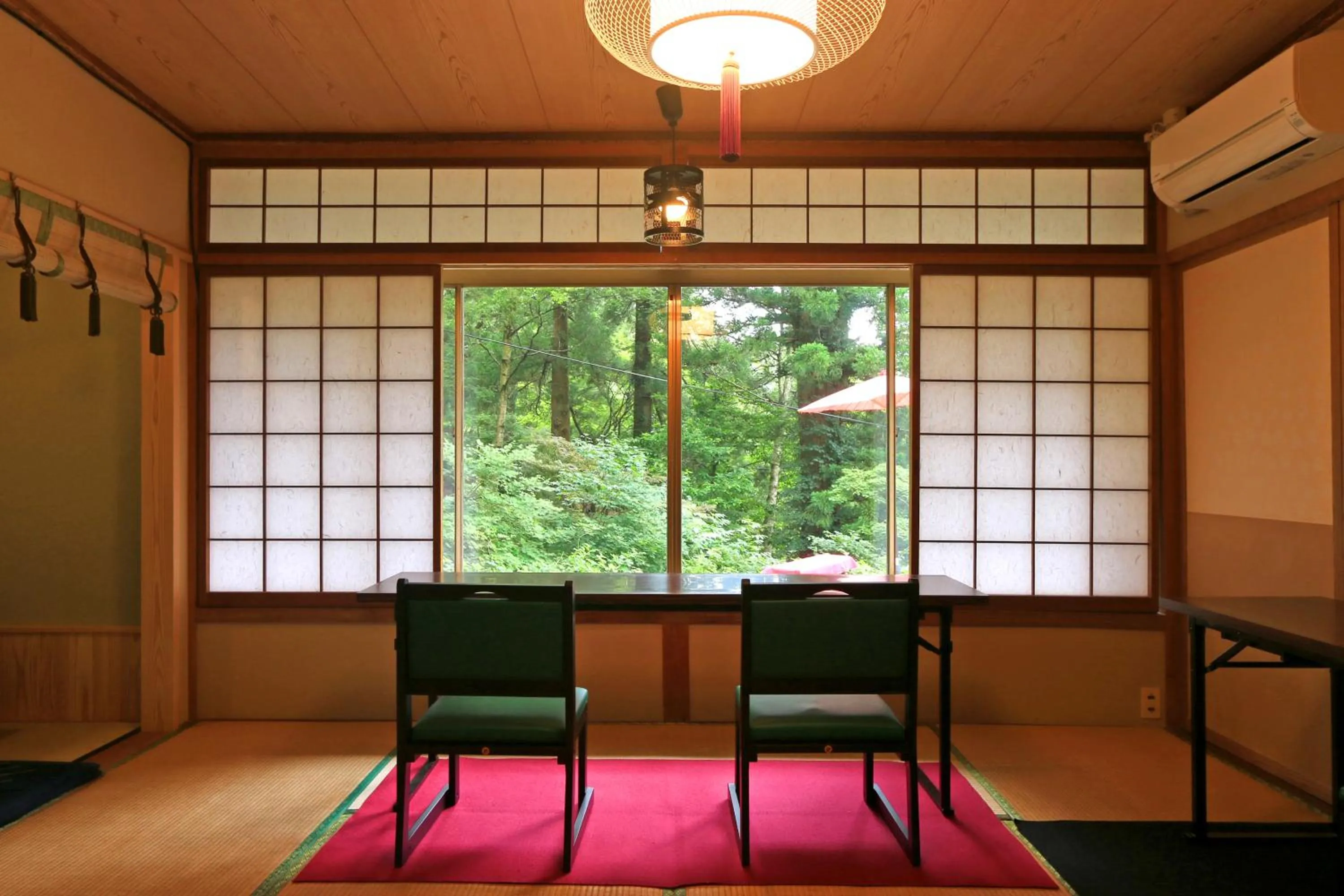 Area and facilities in Shukubo Kansho-in Temple Sanrakuso