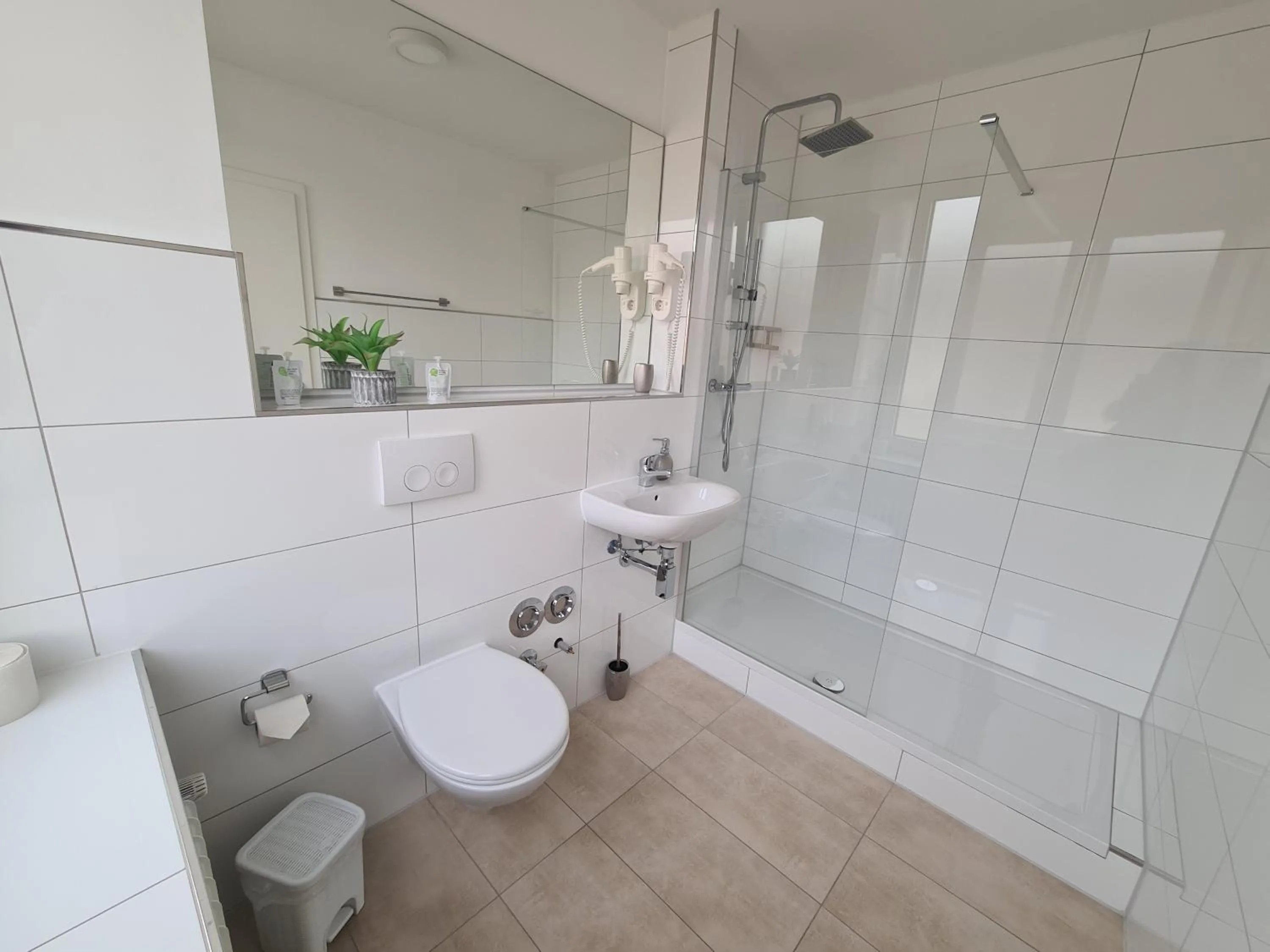 Shower in Pension Zwei A