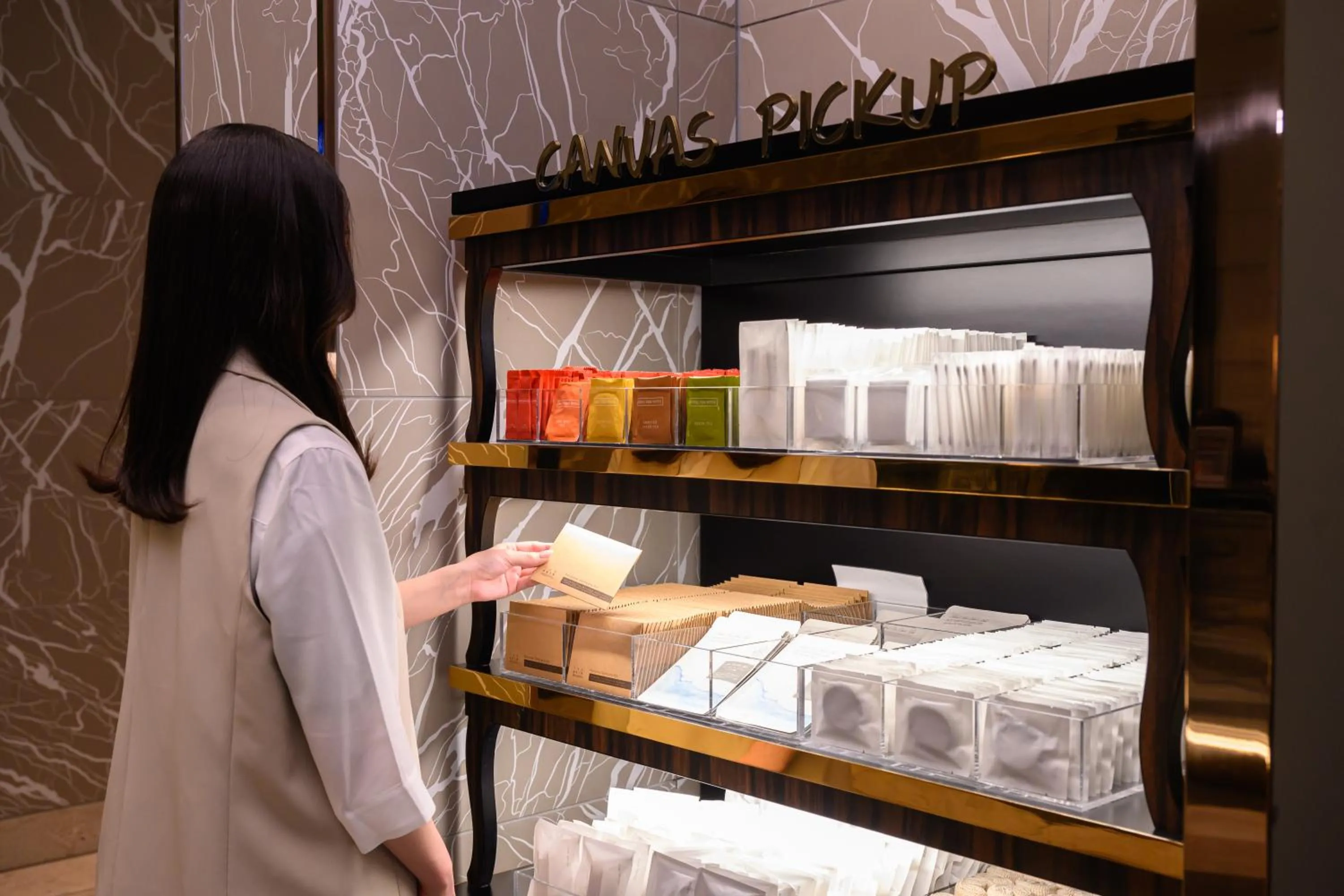 Lobby or reception in The Royal Park Canvas - Osaka Kitahama