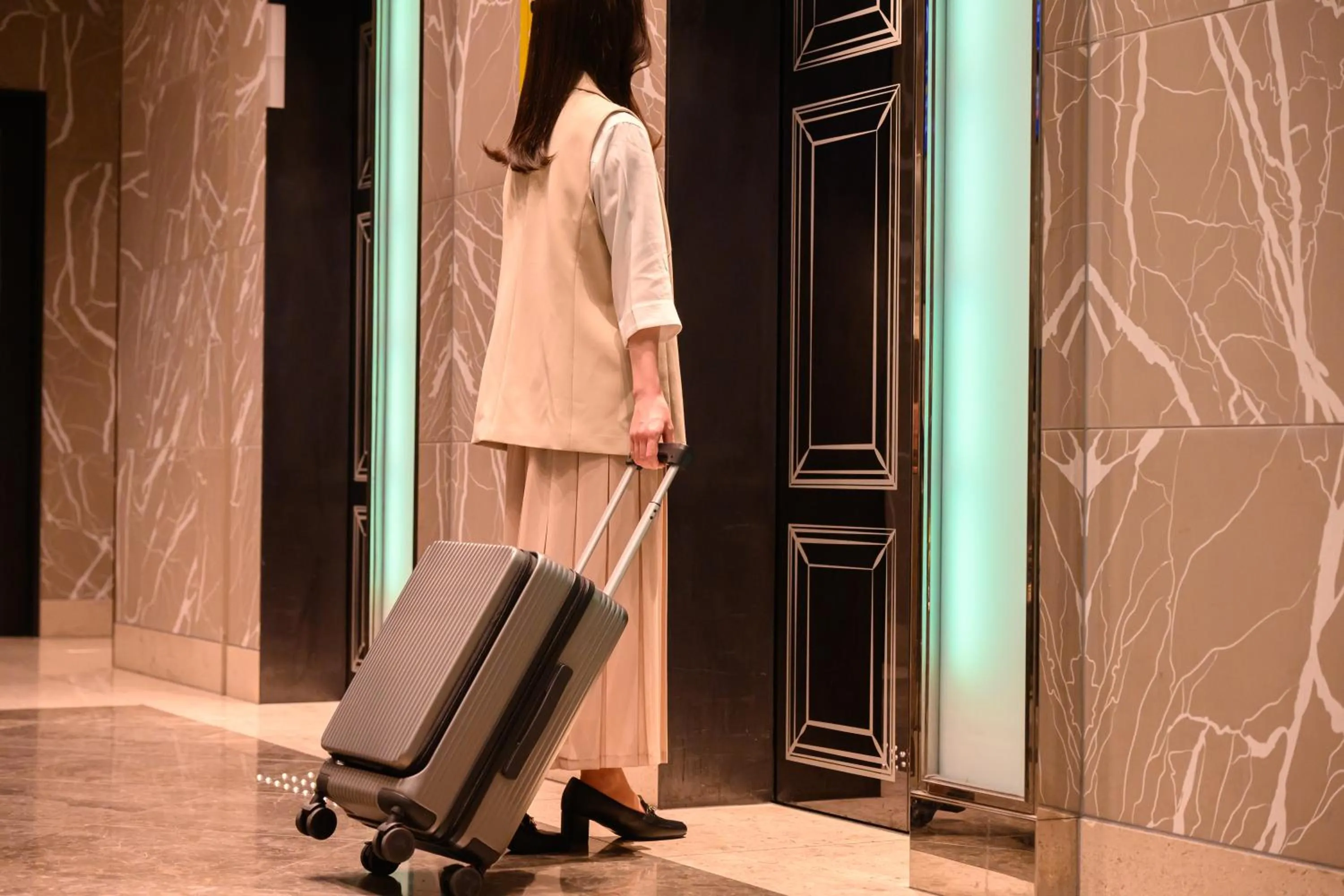 elevator in The Royal Park Canvas - Osaka Kitahama