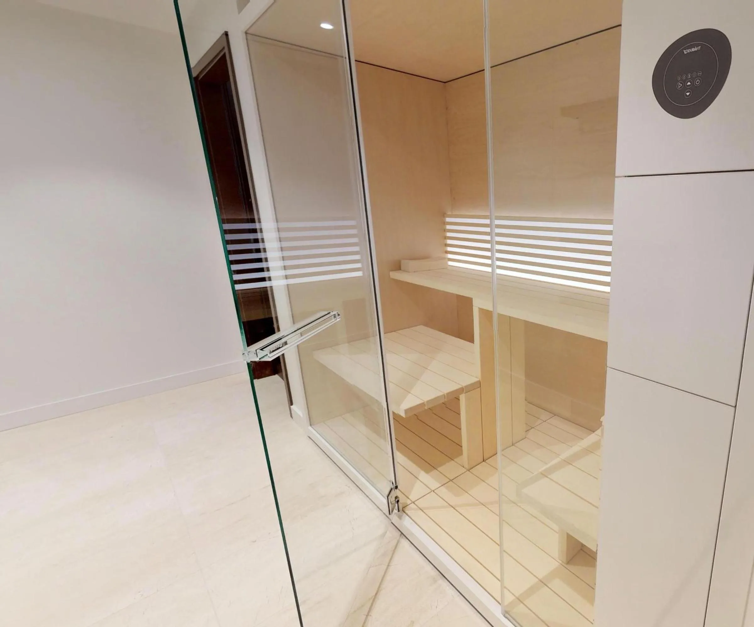 White Pearl Apartment 0.05