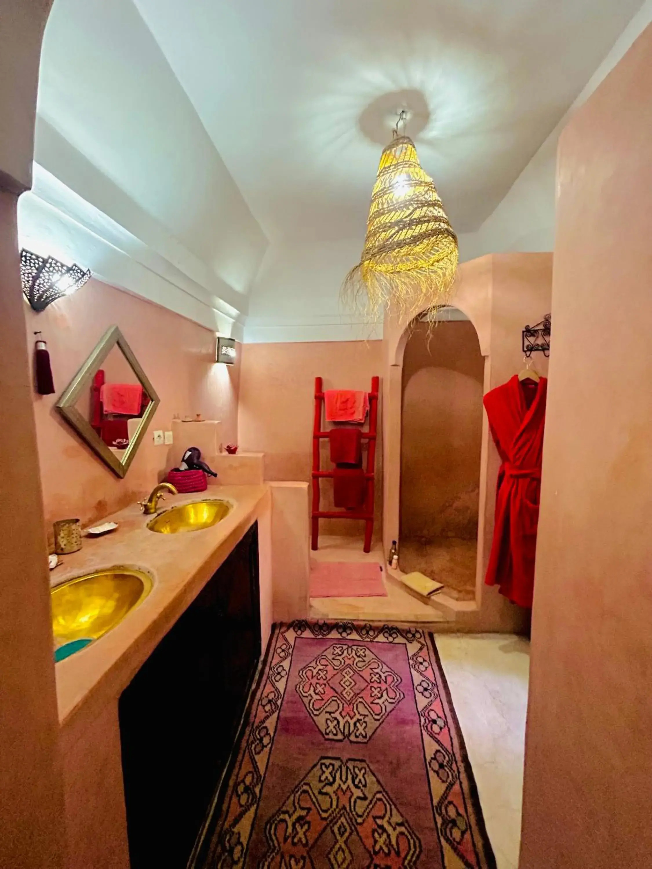 Bathroom in Riad Alamine