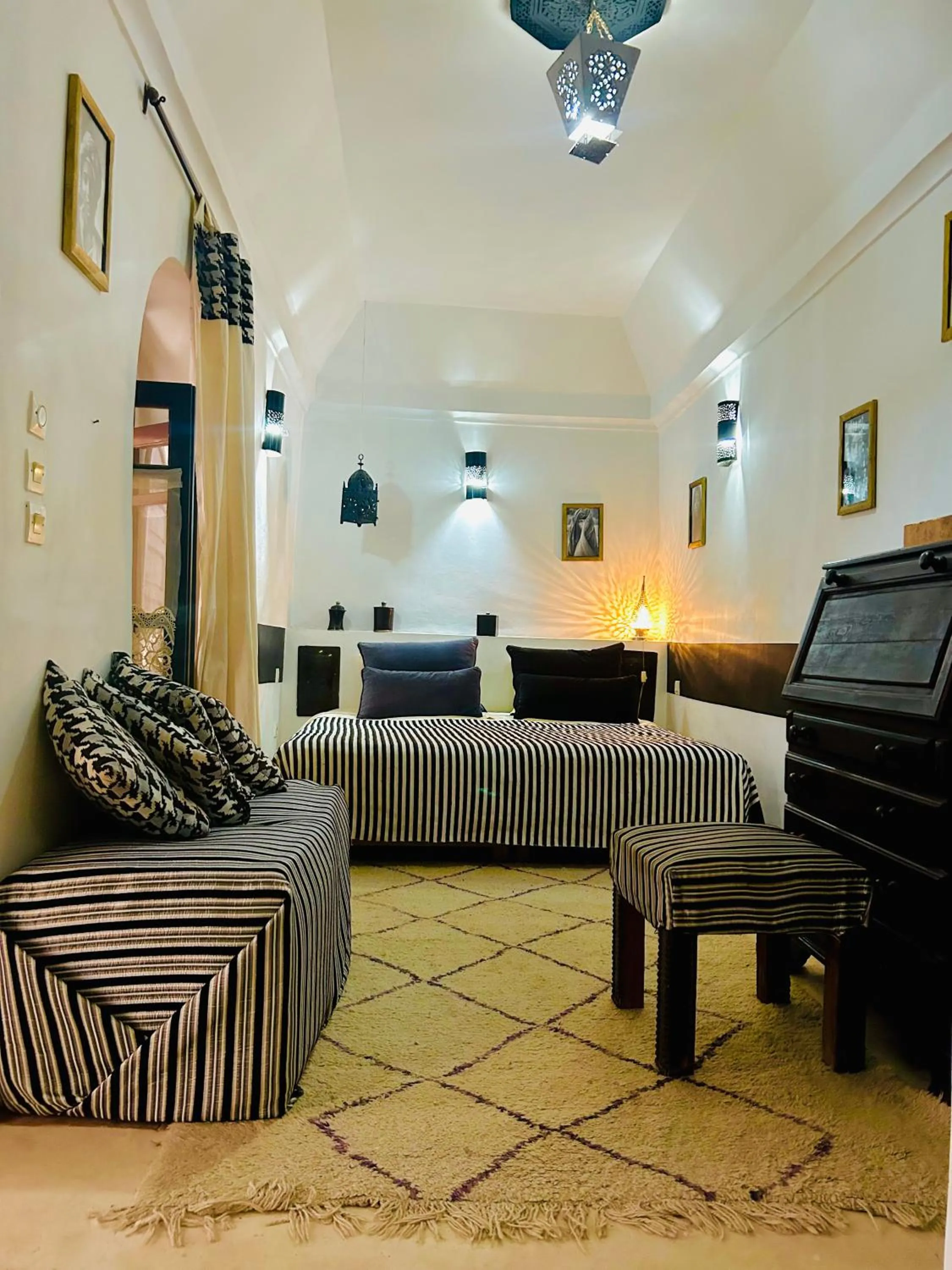 Photo of the whole room in Riad Alamine