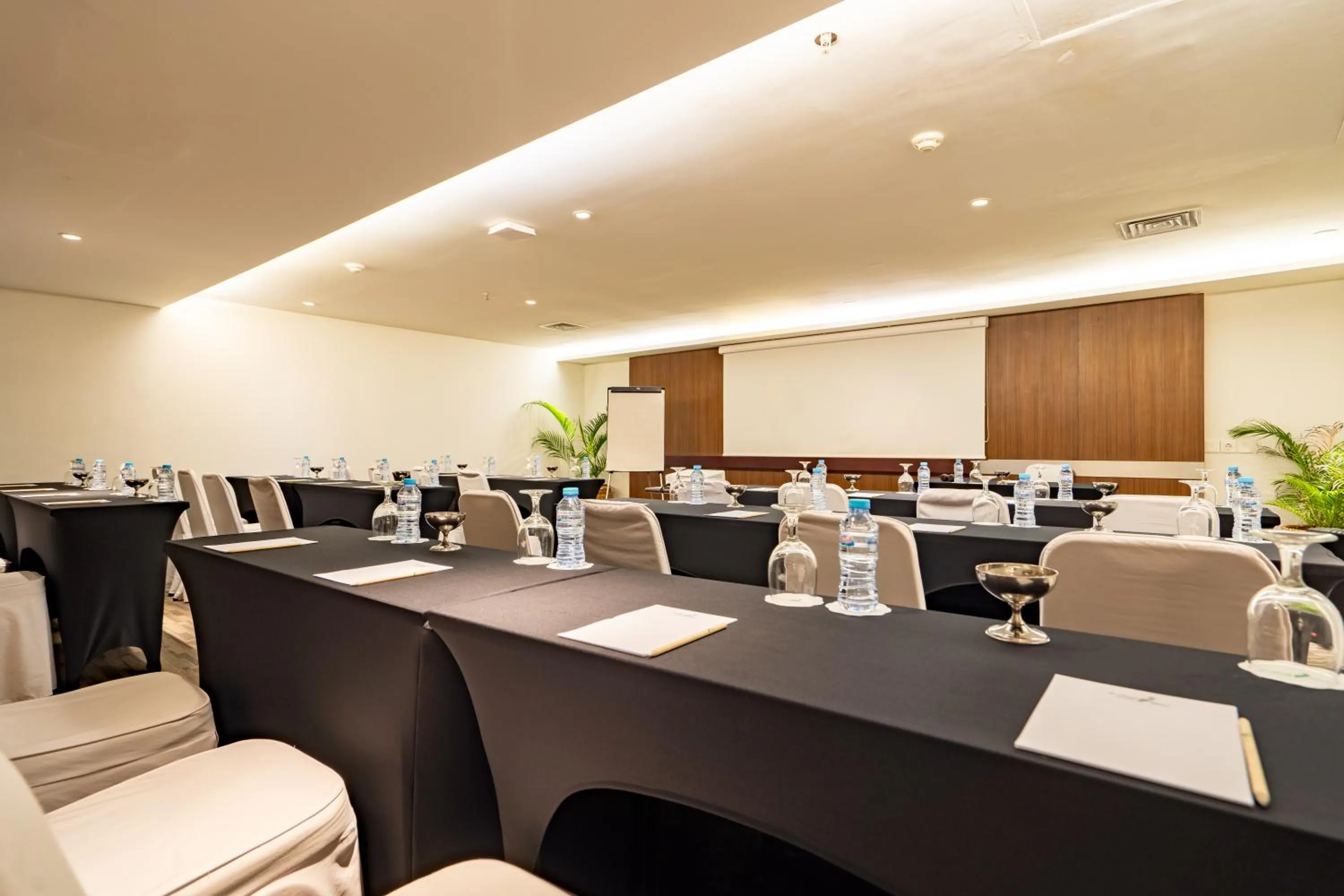 Meeting/conference room in Bintang Kuta Hotel