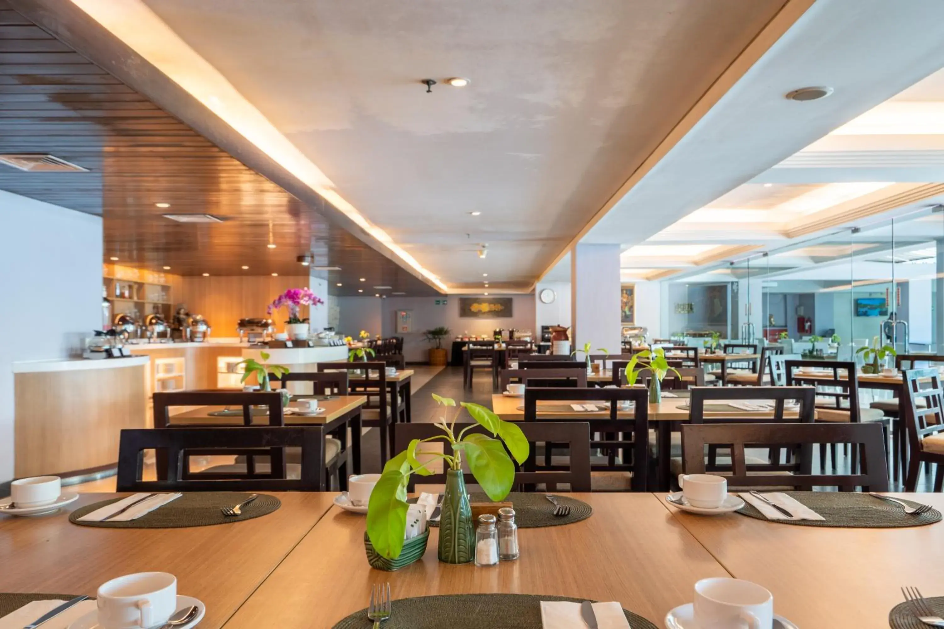 Restaurant/places to eat in Bintang Kuta Hotel Restaurant/places to eat in Bintang Kuta Hotel