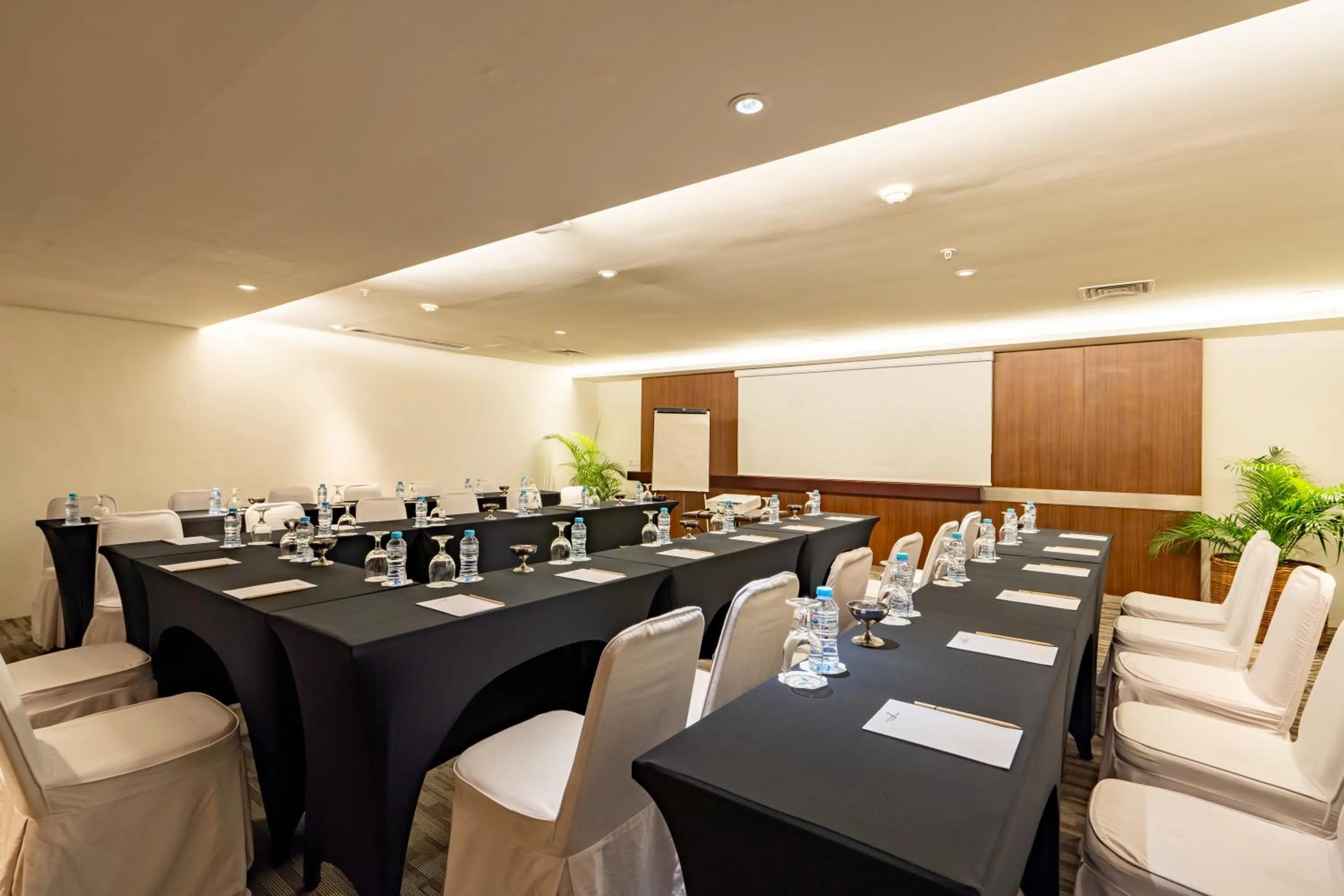 Meeting/conference room in Bintang Kuta Hotel