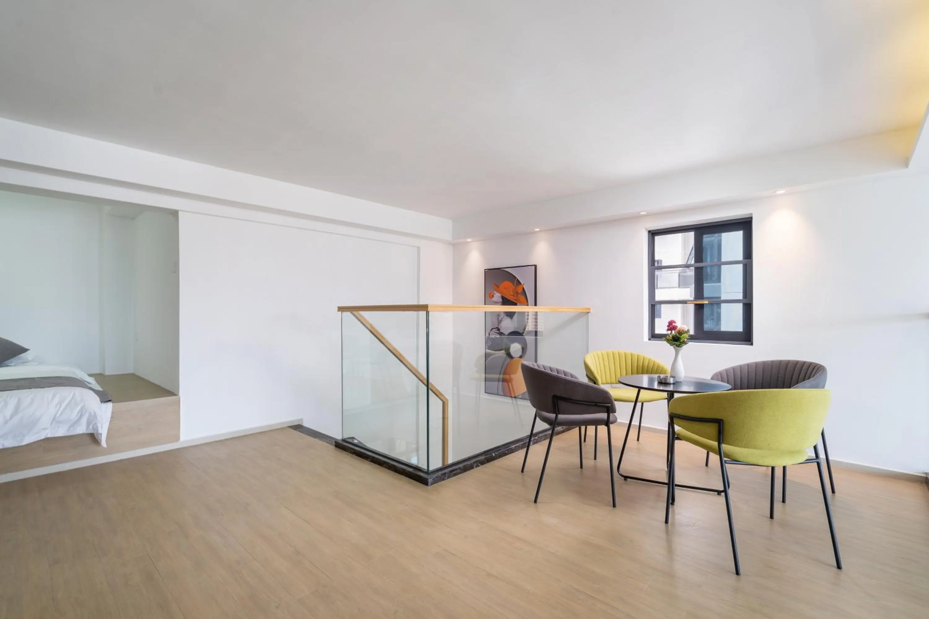 Seating area, Bed in Neal Yat Seaview Apartment Haitang Bay Sanya