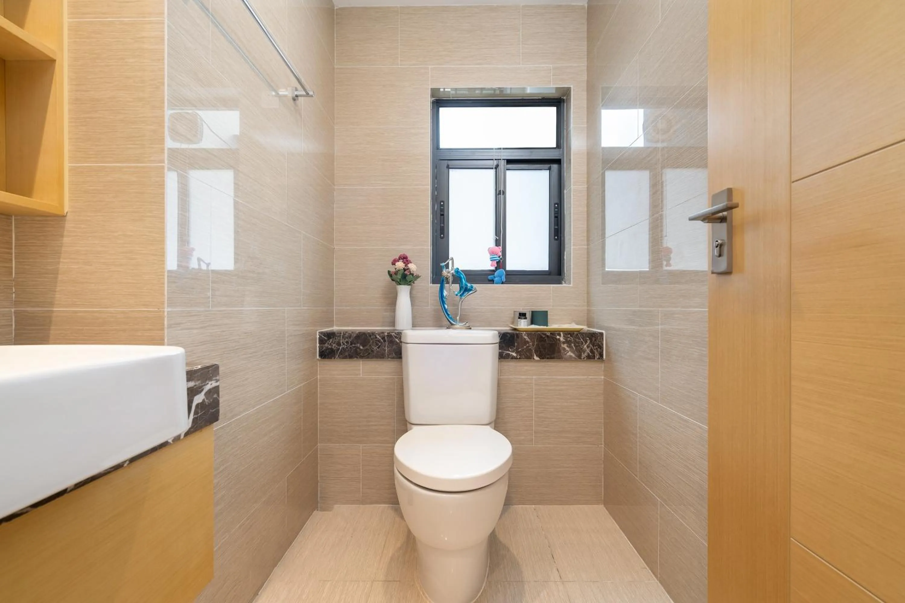 Toilet in Neal Yat Seaview Apartment Haitang Bay Sanya