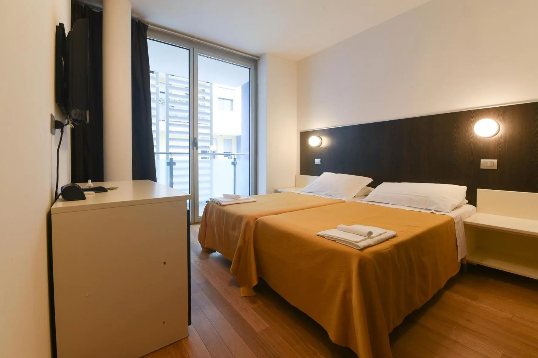 Photo of the whole room, Bed in Daglingegneri