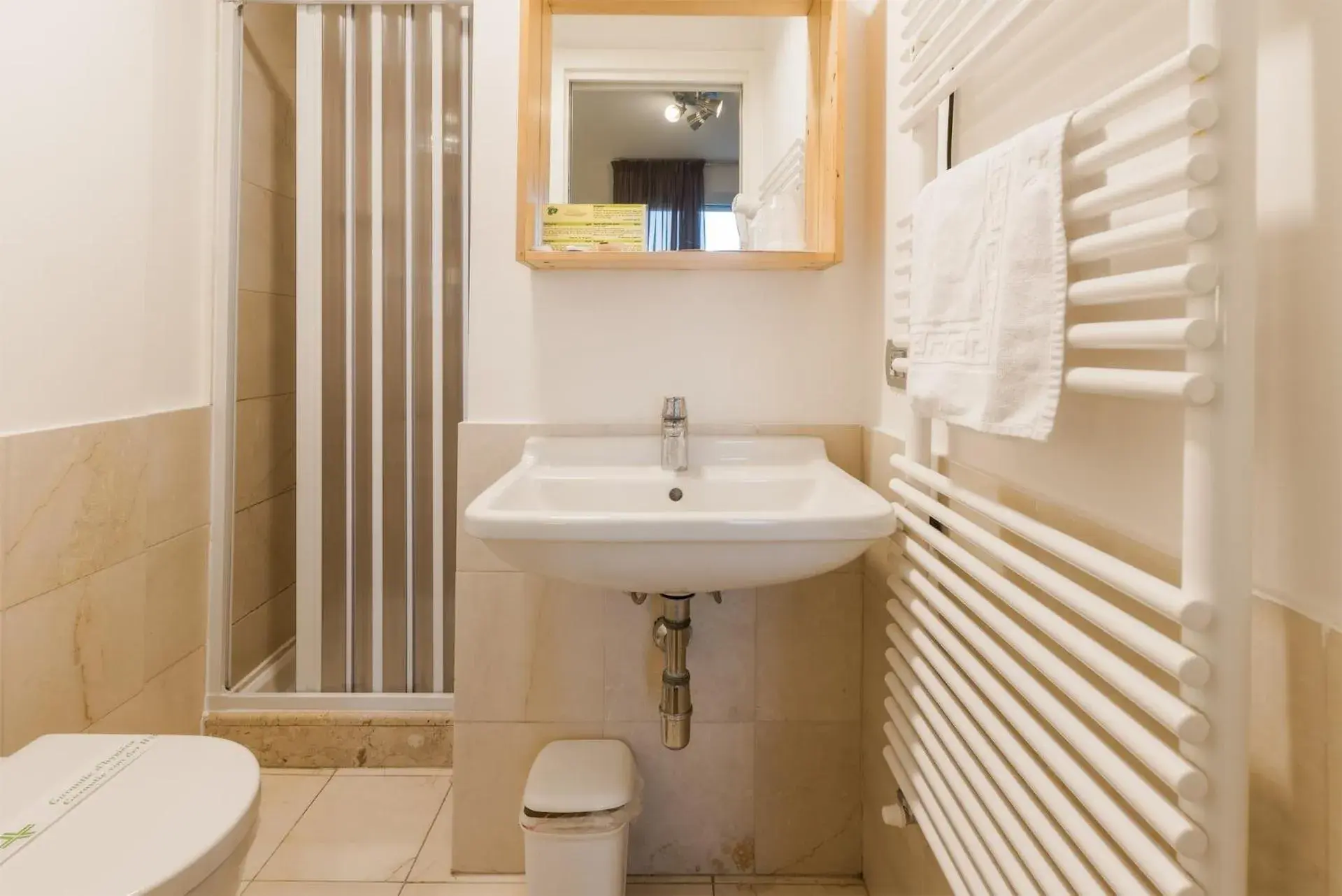 Small Double or Twin Room in Daglingegneri Small Double or Twin Room in Daglingegneri
