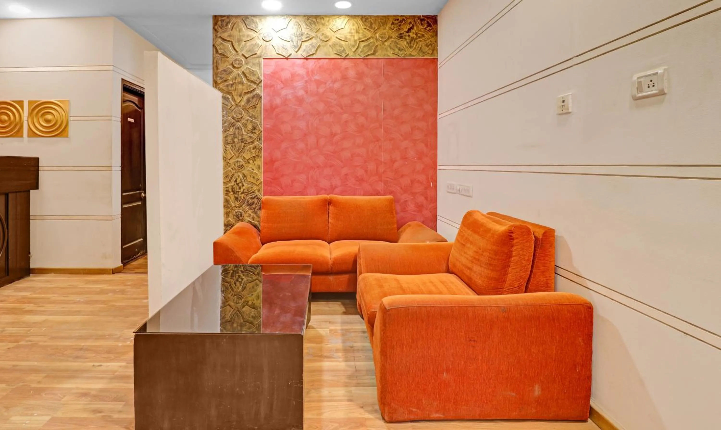 Seating area in Treebo White Inn Koramangala