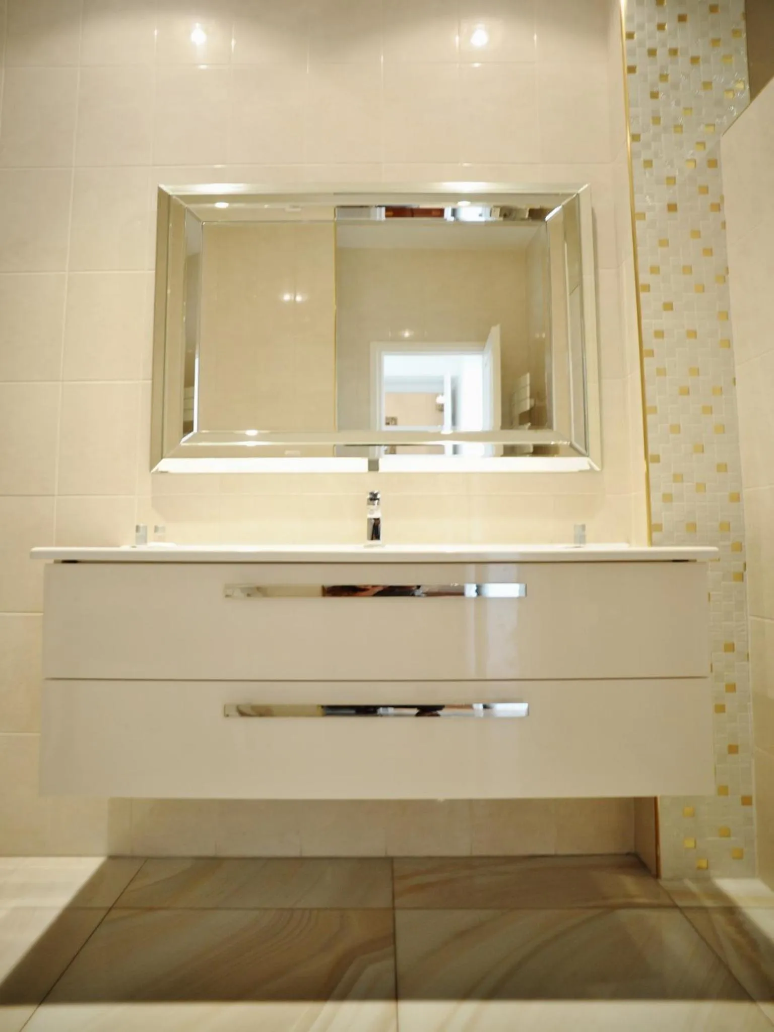 Bathroom in ApartHotel Riviera - Nice Côte d'Azur - Grimaldi AC - Promenade des Anglais