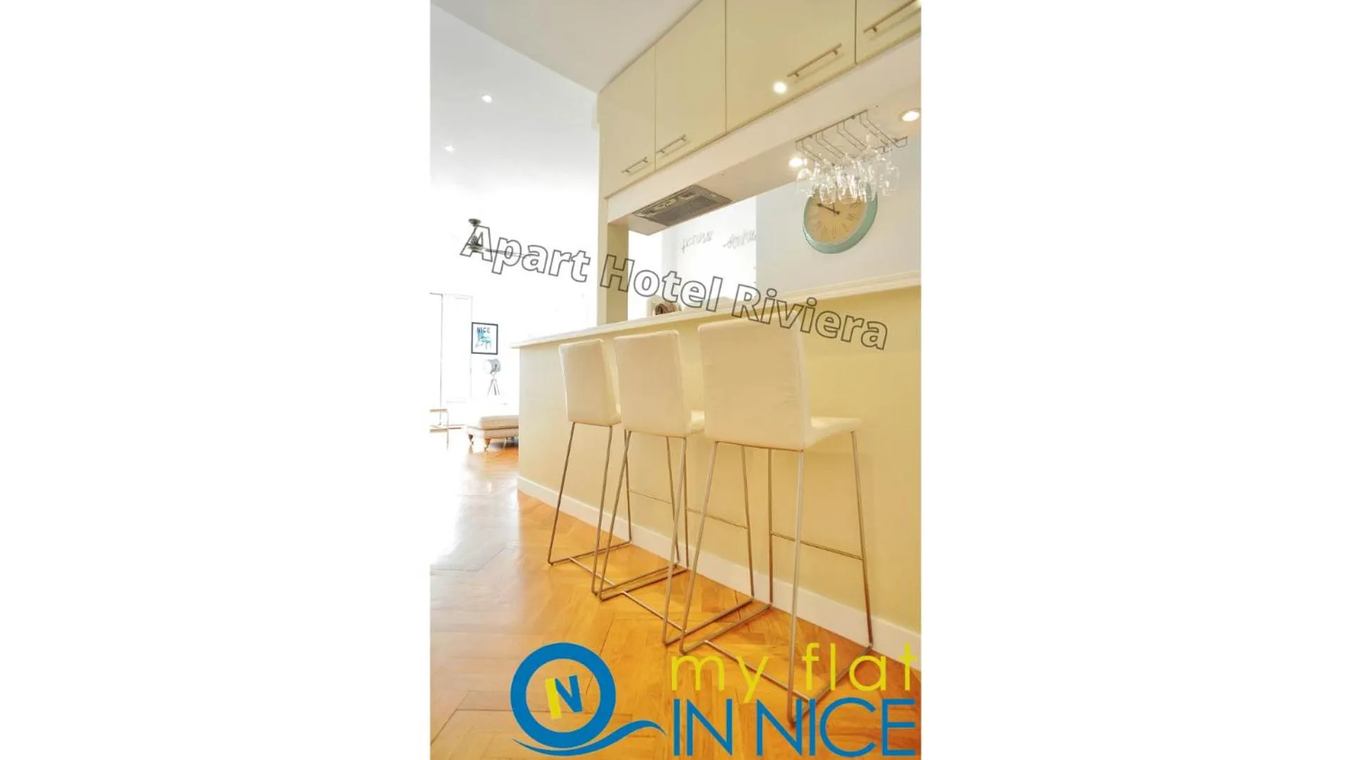 Kitchen or kitchenette in ApartHotel Riviera - Nice Côte d'Azur - Grimaldi AC - Promenade des Anglais