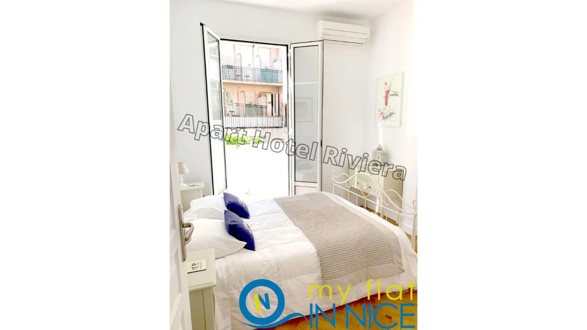 Bed in ApartHotel Riviera - Nice Côte d'Azur - Grimaldi AC - Promenade des Anglais