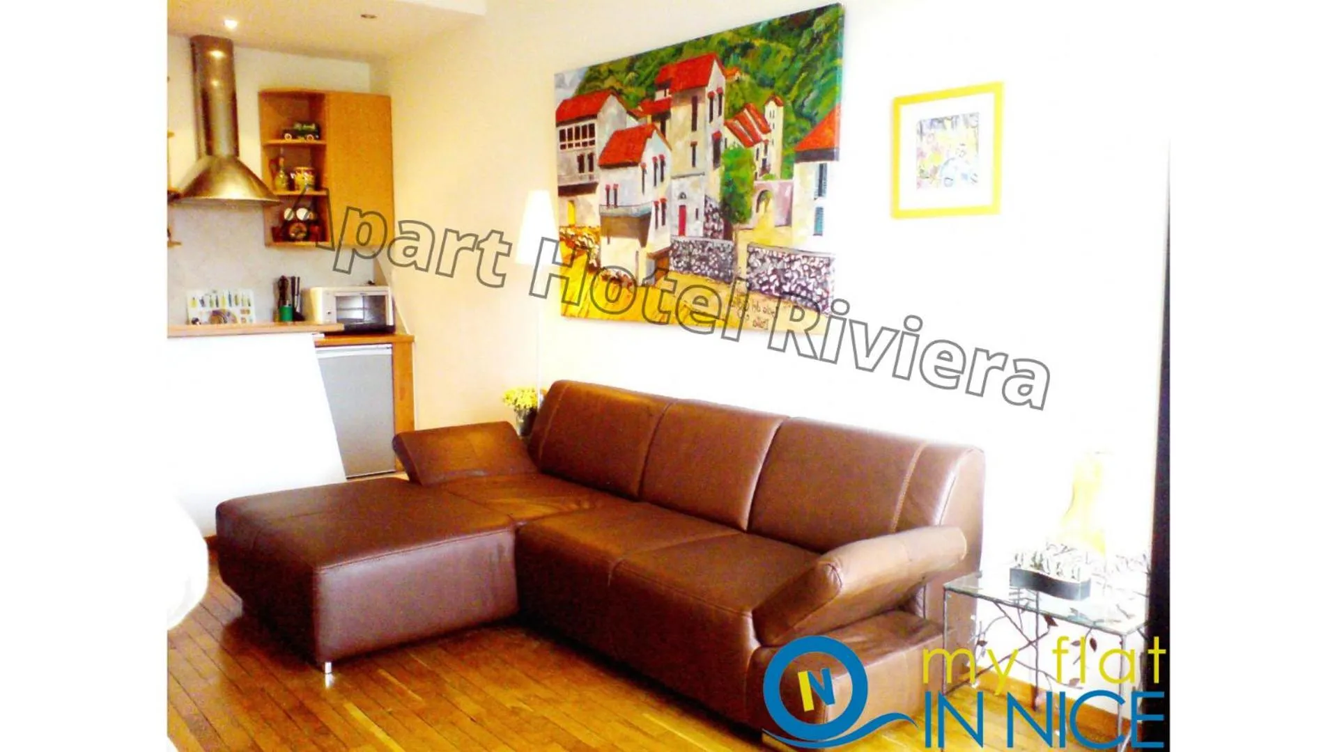 Communal lounge/ TV room in ApartHotel Riviera - Nice Côte d'Azur - Grimaldi AC - Promenade des Anglais