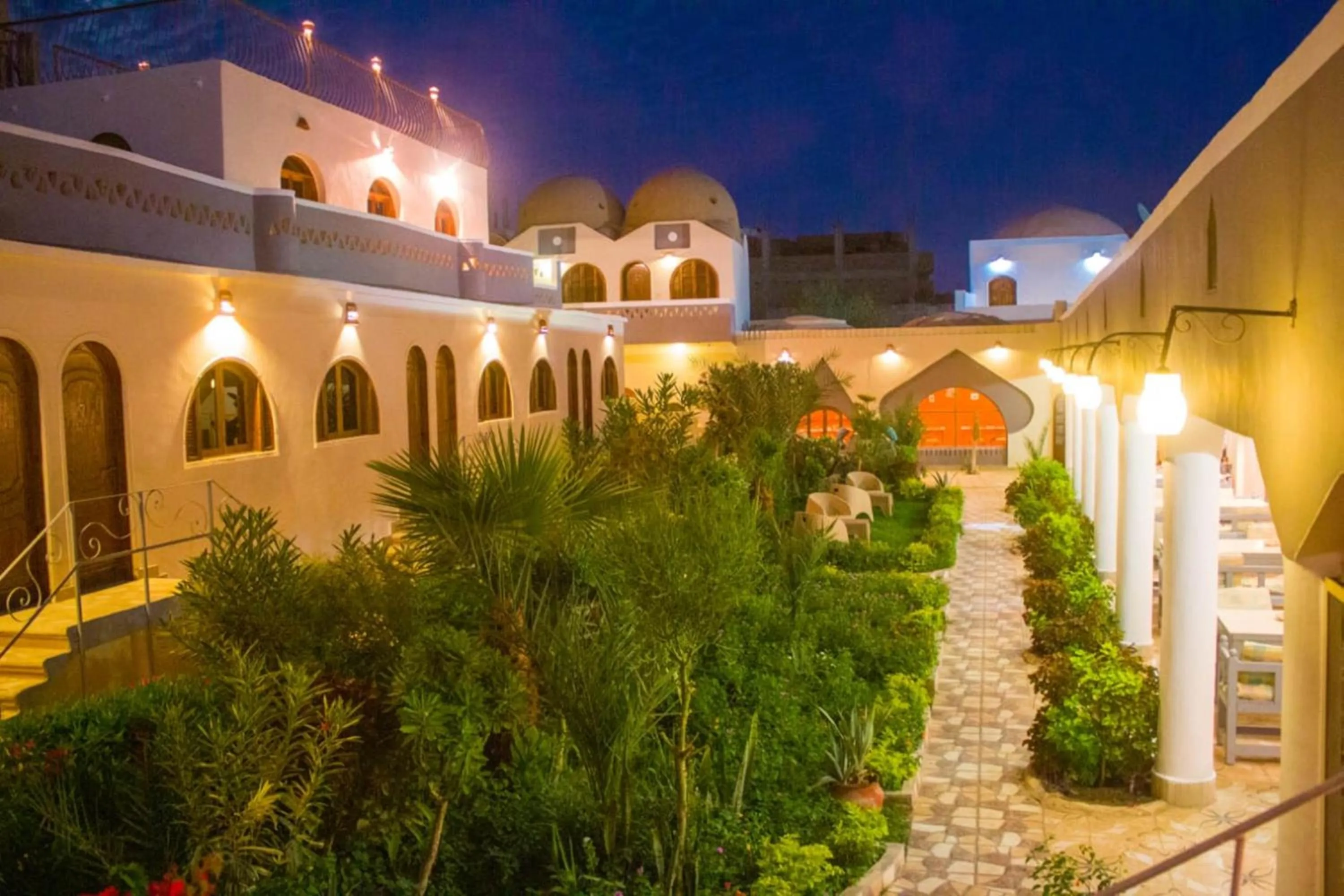 Janat Elsahara Hotel