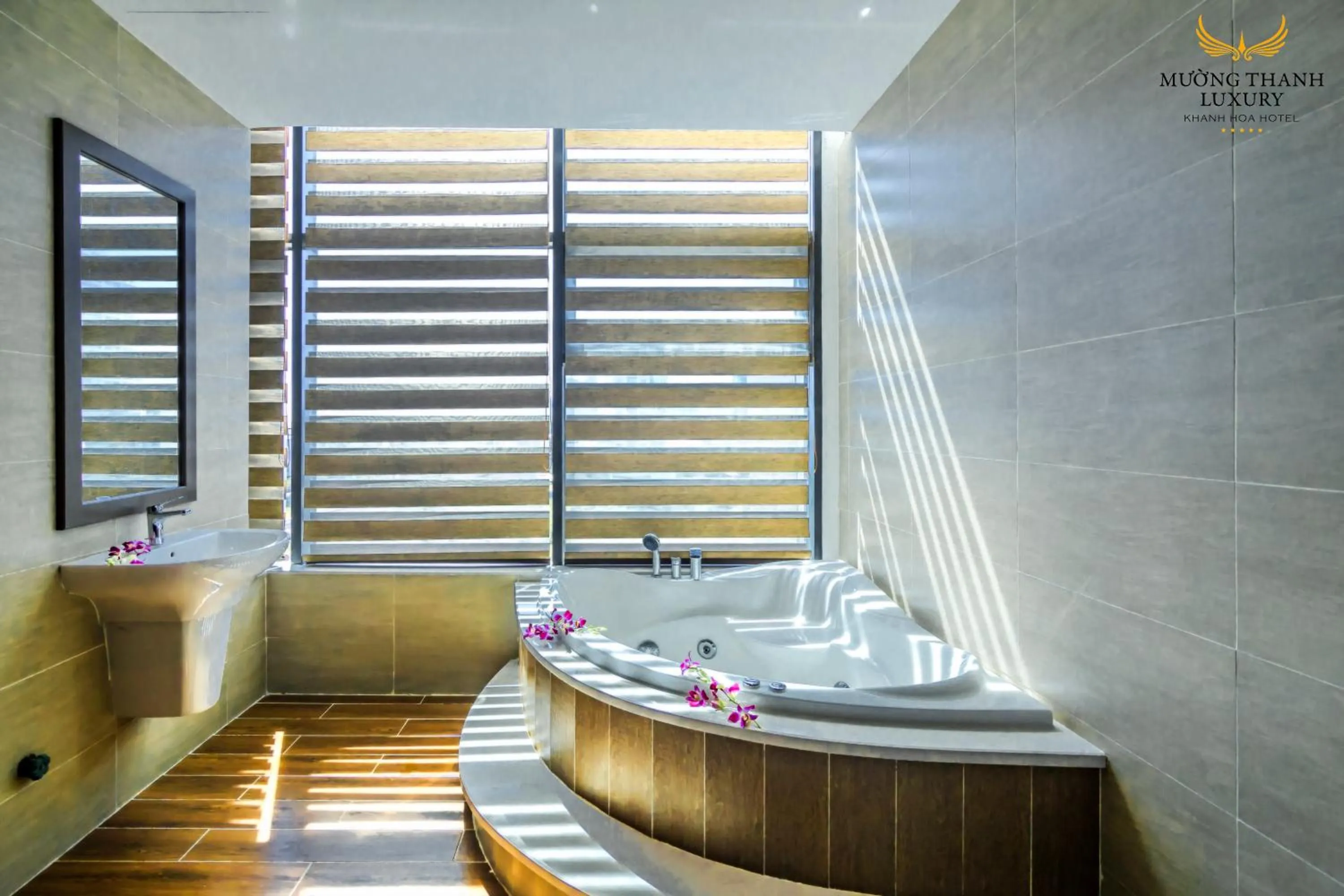 Bathroom in Muong Thanh Luxury Khanh Hoa