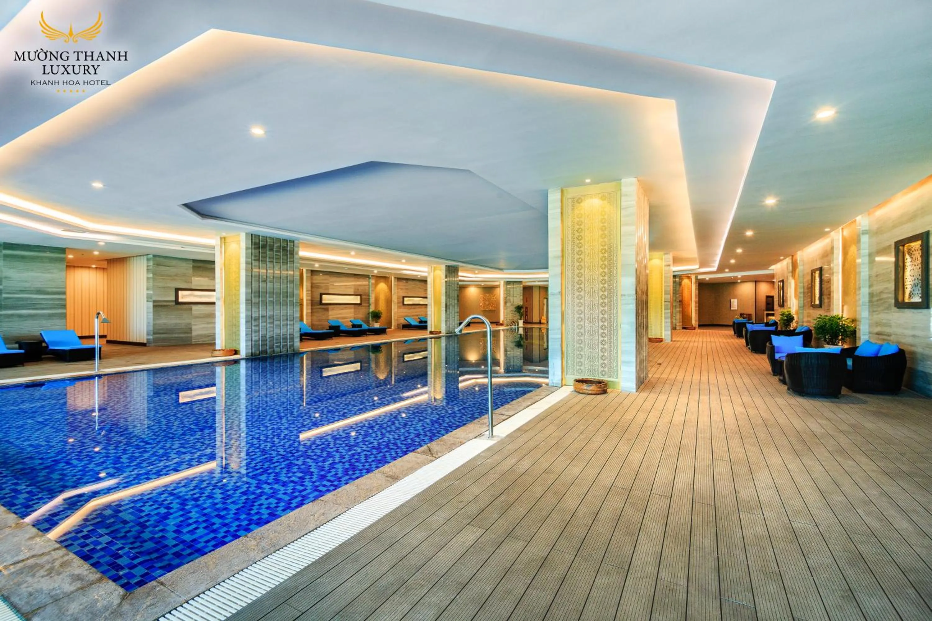 Swimming pool in Muong Thanh Luxury Khanh Hoa