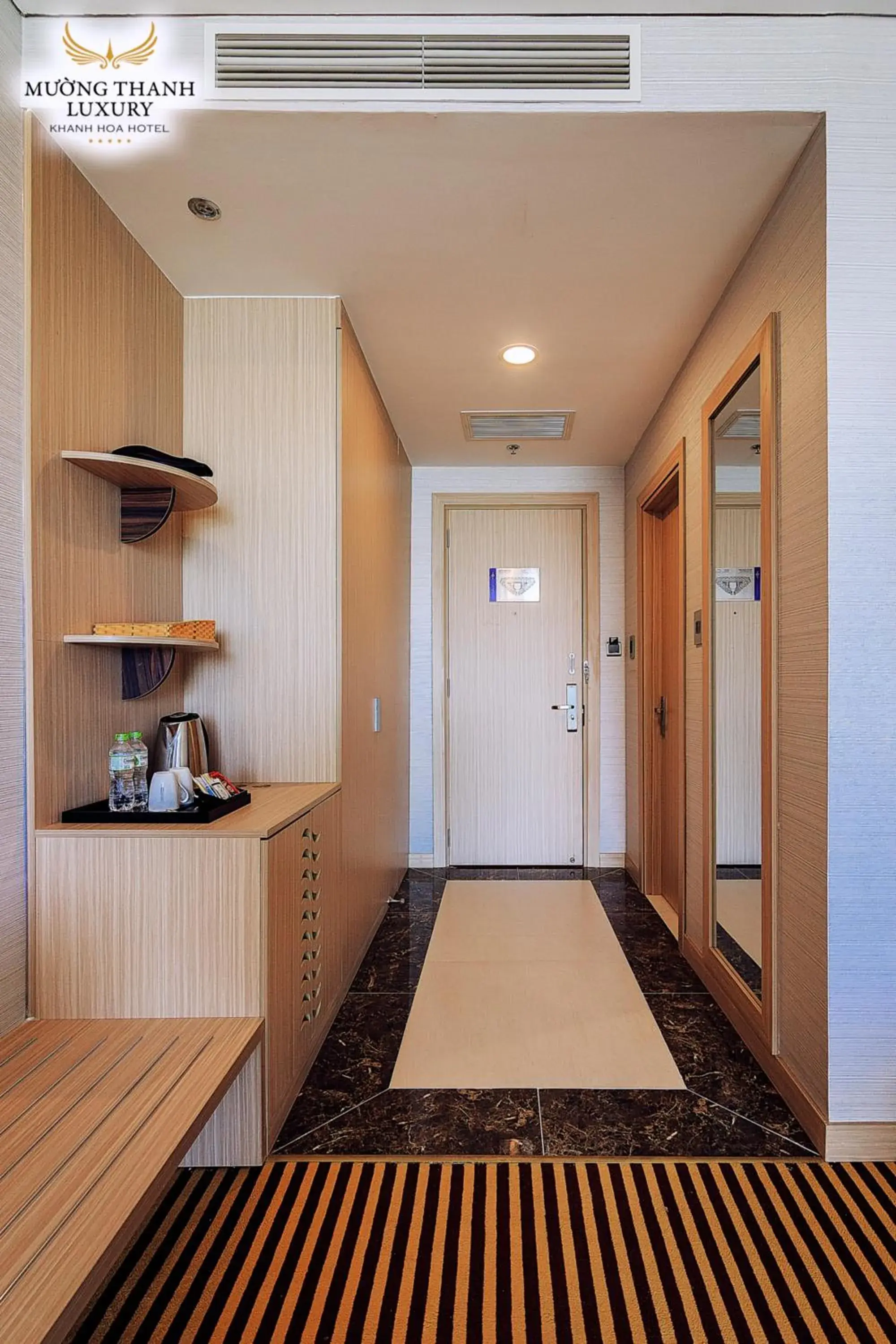 Deluxe Triple Room with Sea View in Muong Thanh Luxury Khanh Hoa Deluxe Triple Room with Sea View in Muong Thanh Luxury Khanh Hoa