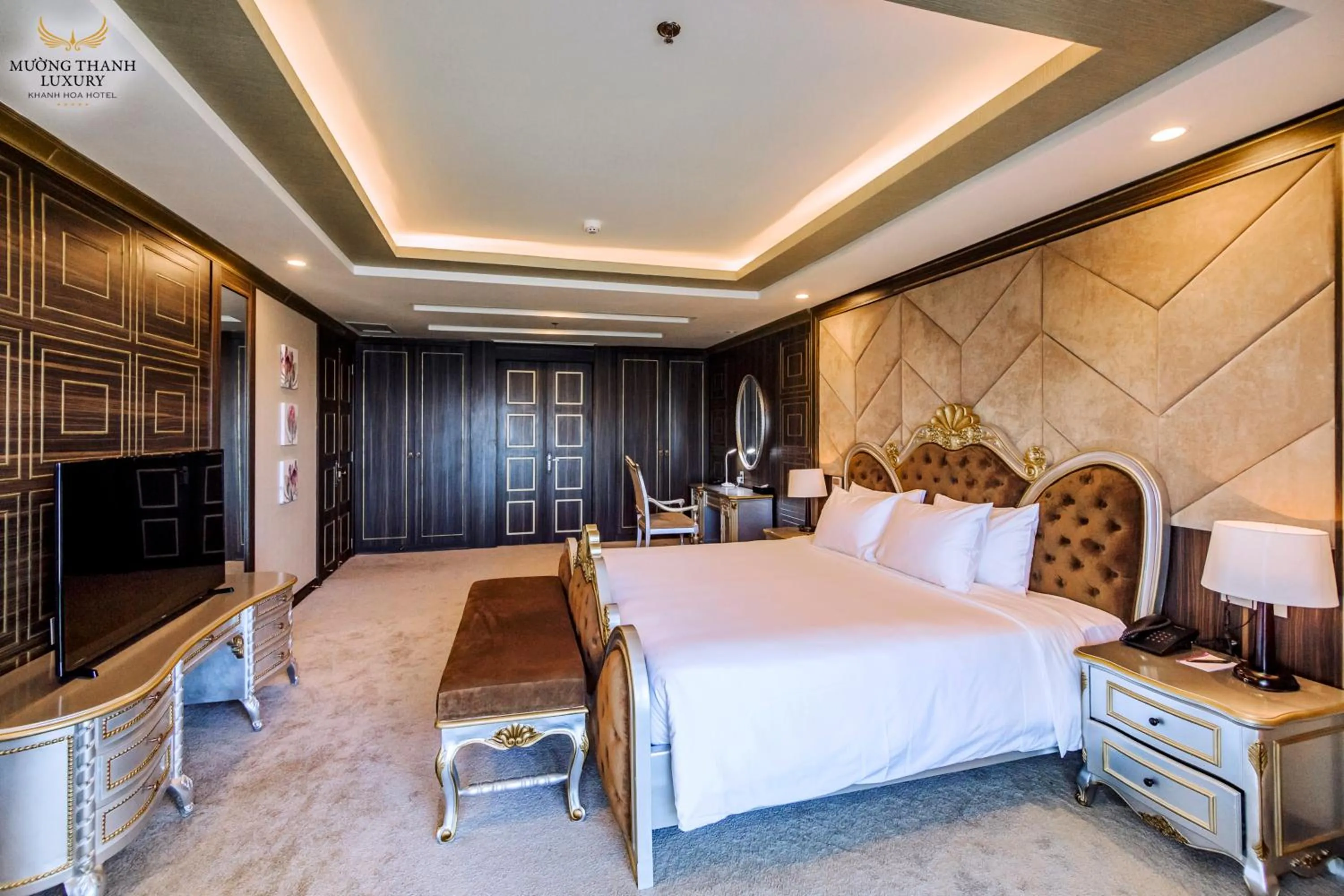 Bed in Muong Thanh Luxury Khanh Hoa