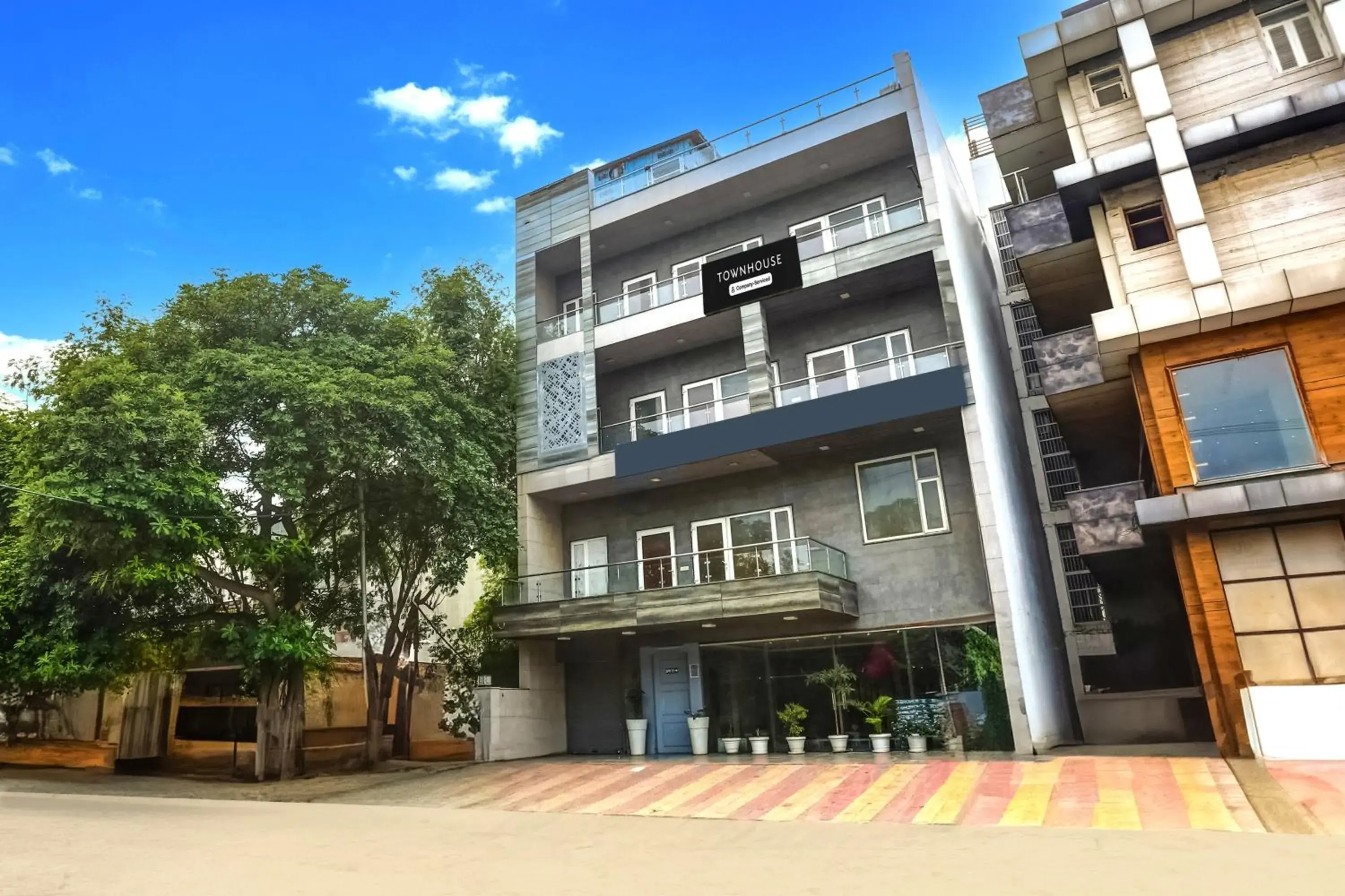 Facade/entrance in Super Townhouse Rohini Sector 23 Facade/entrance in Super Townhouse Rohini Sector 23