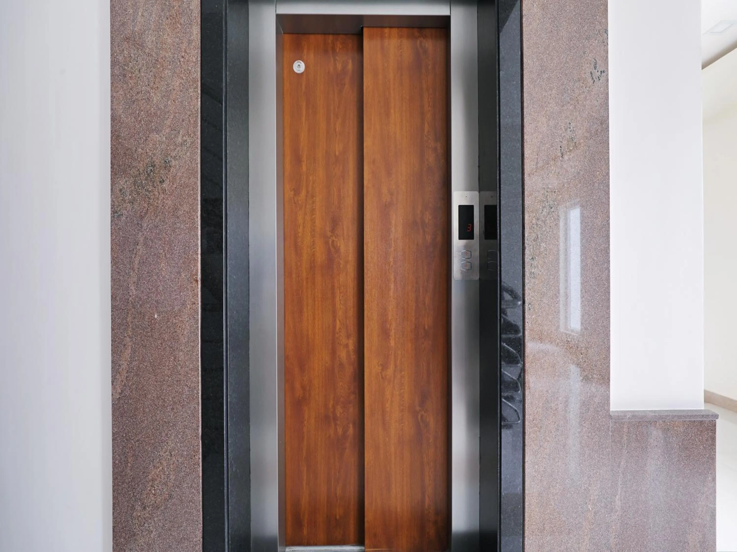 elevator in Treebo Akshaya Bull Temple