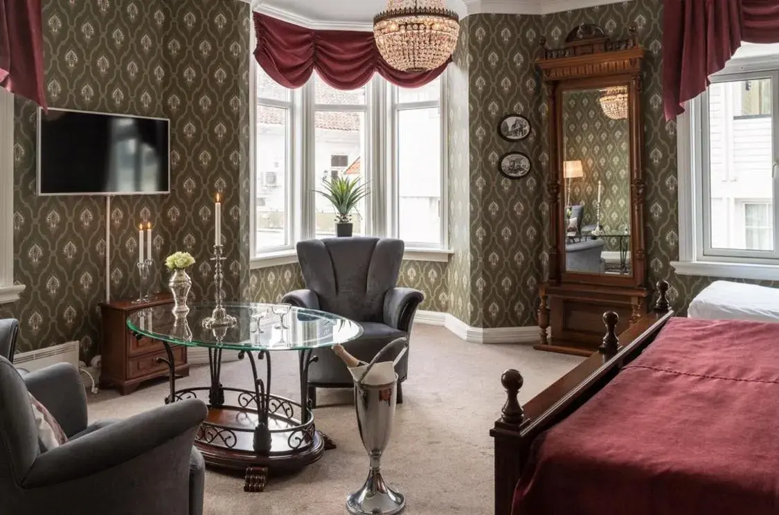 Junior Suite in Grand Hotel Flekkefjord Junior Suite in Grand Hotel Flekkefjord