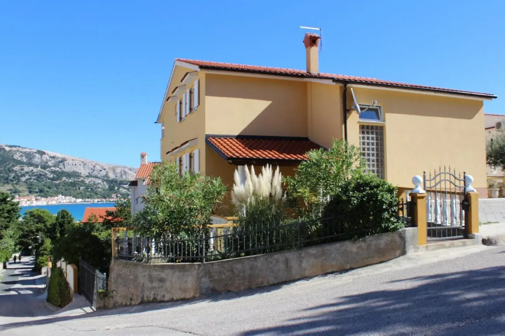 Apartments Capic Z Apartments Capic Z