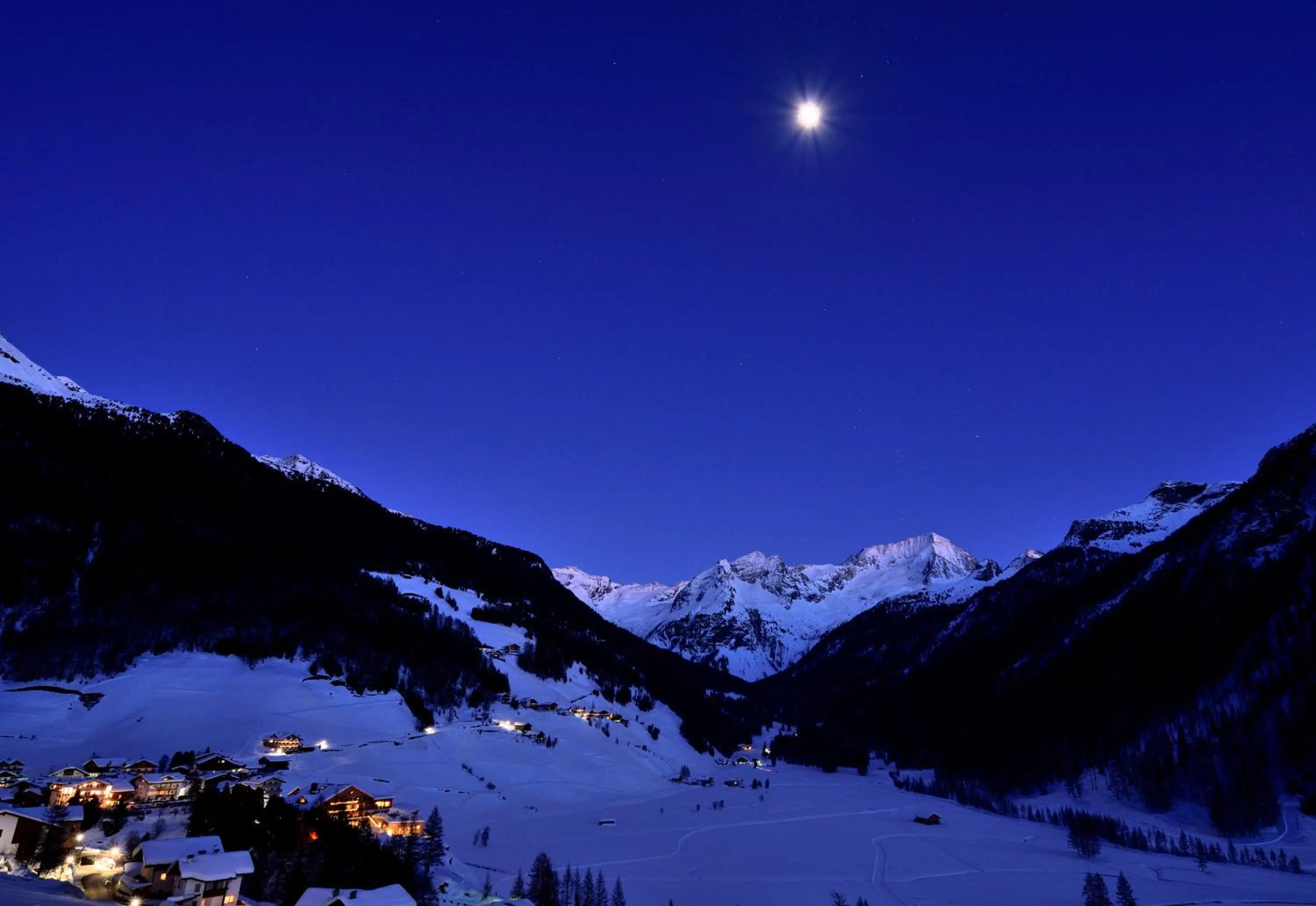 Night in Bergchalet Hotel Reinerhof