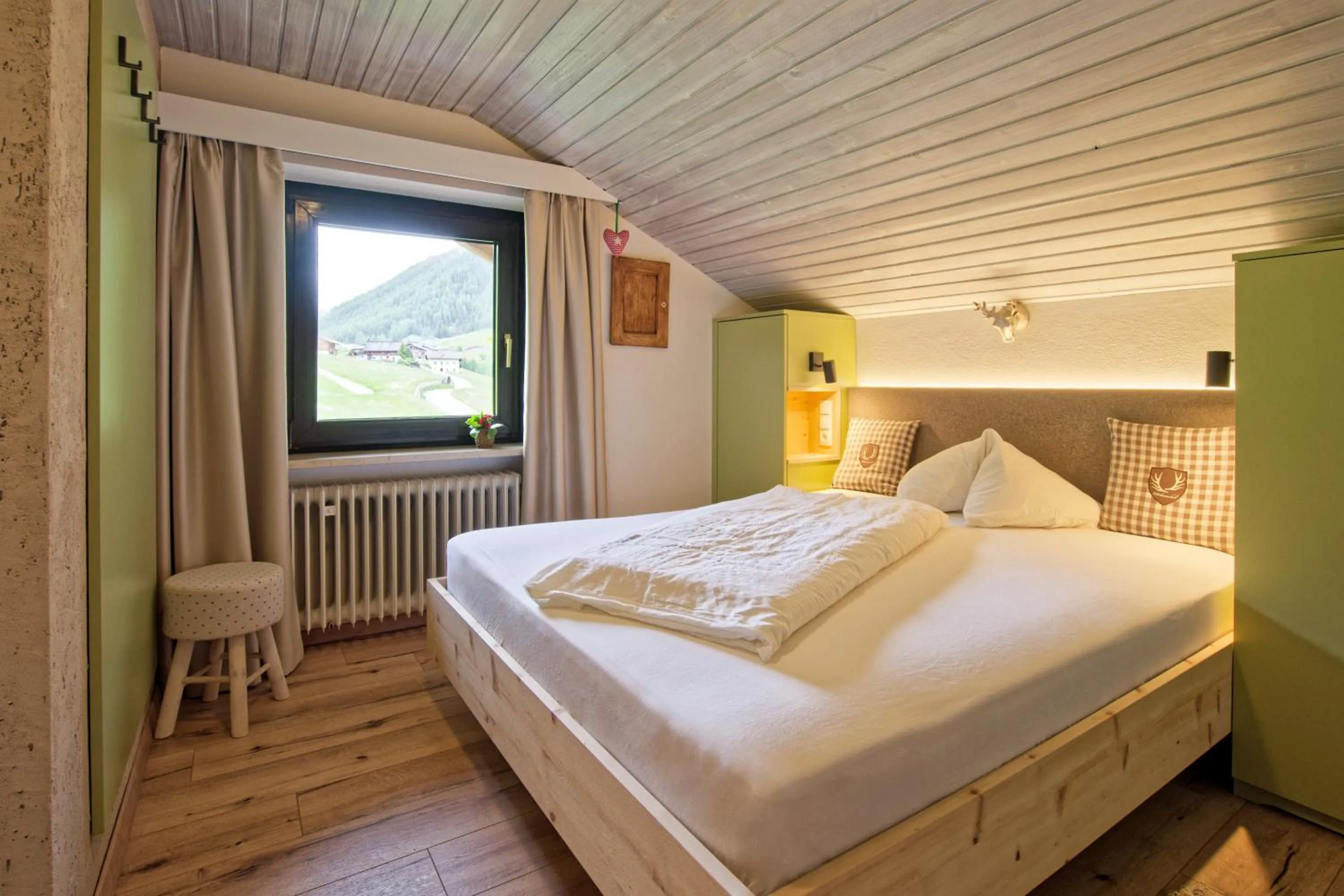 Bed in Bergchalet Hotel Reinerhof