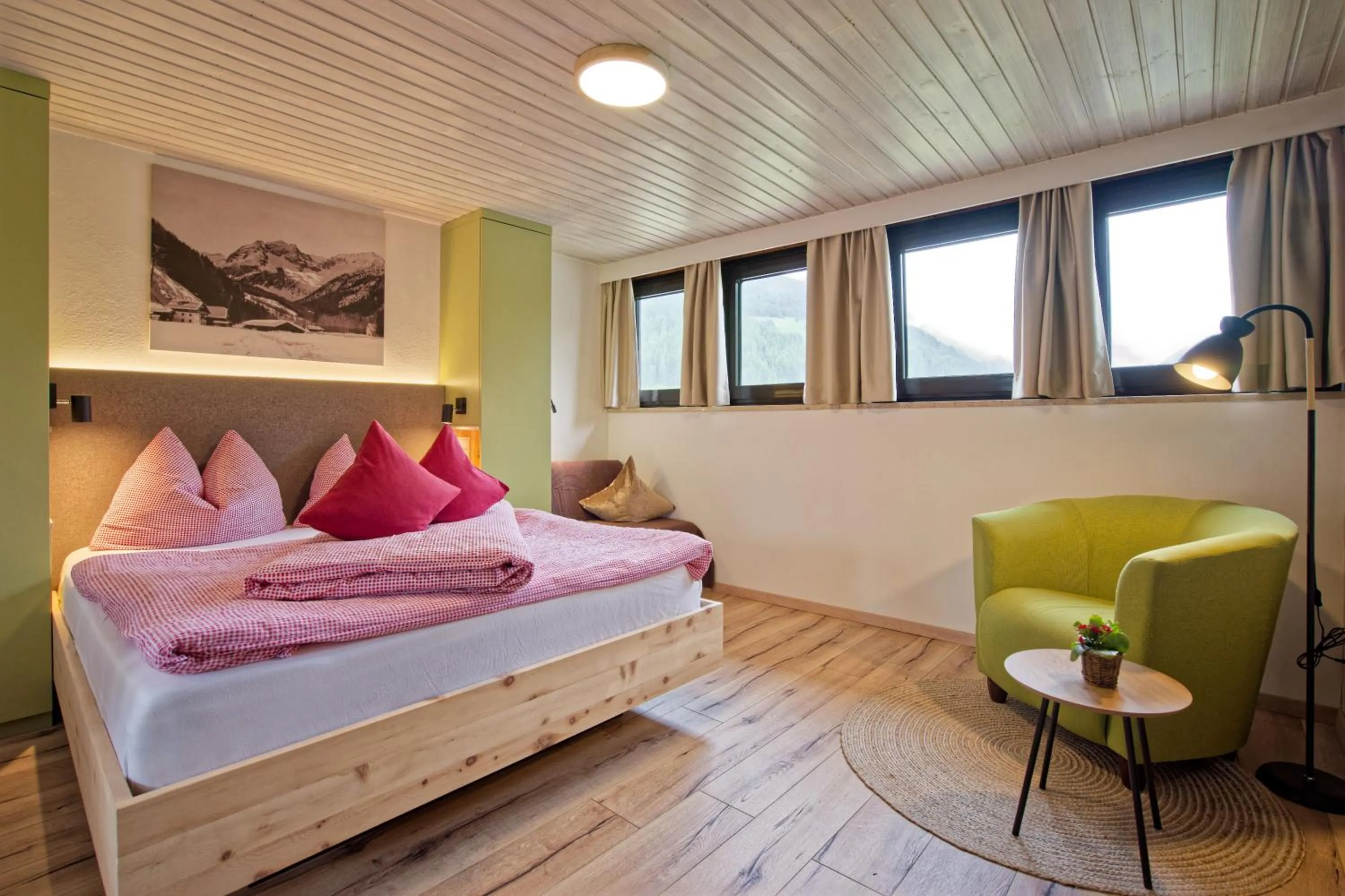 Bed in Bergchalet Hotel Reinerhof