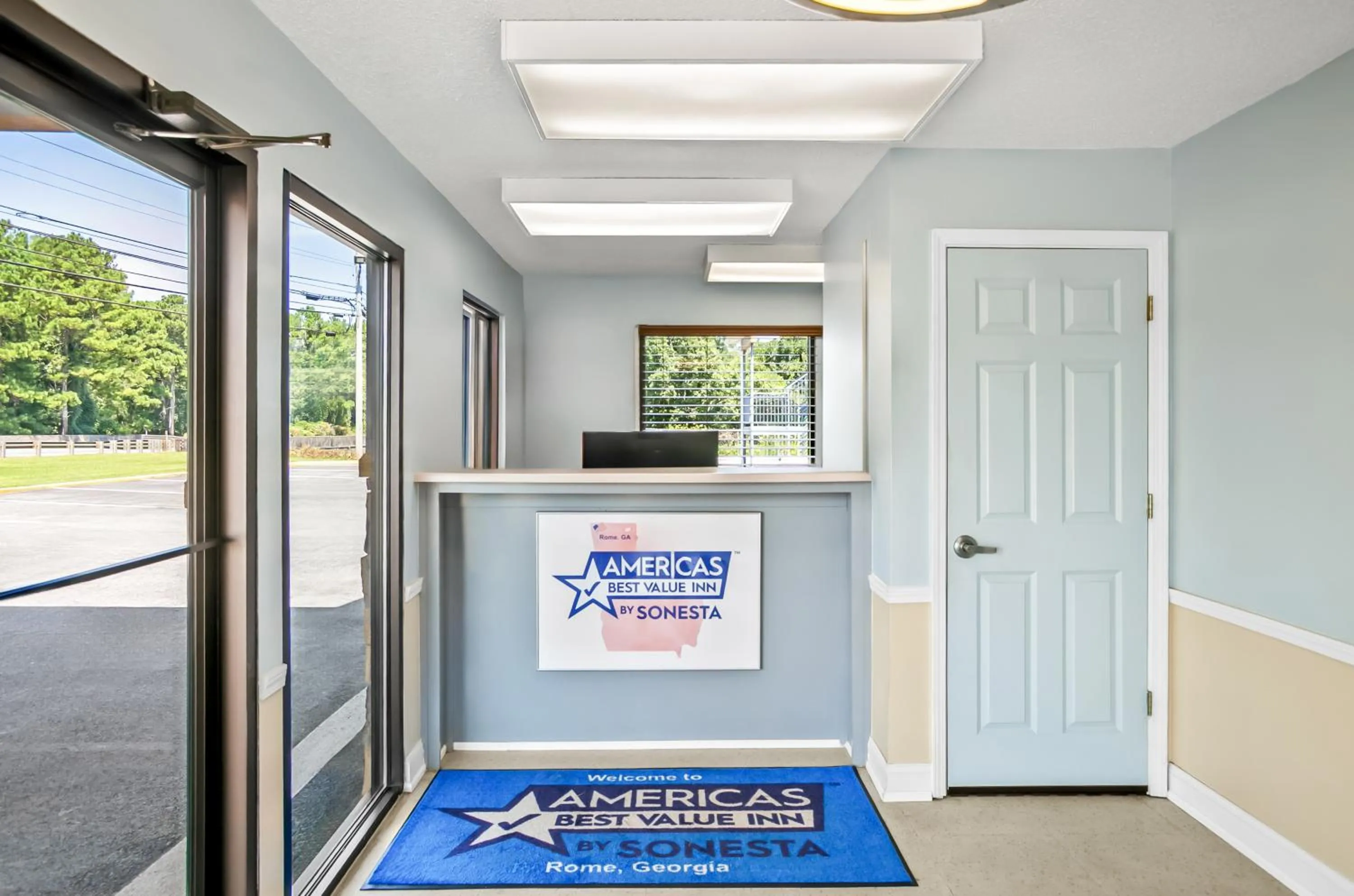 Lobby or reception in Americas Best Value Inn - Rome